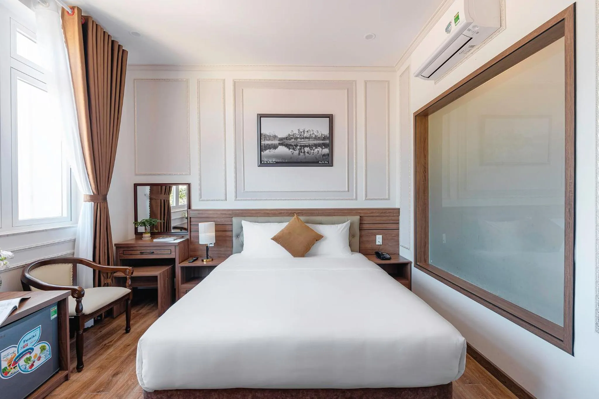 Bed in PINE VIEW Hotel Dalat