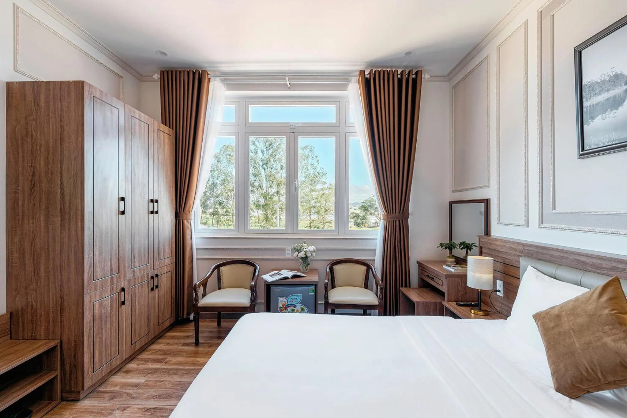 Bed in PINE VIEW Hotel Dalat