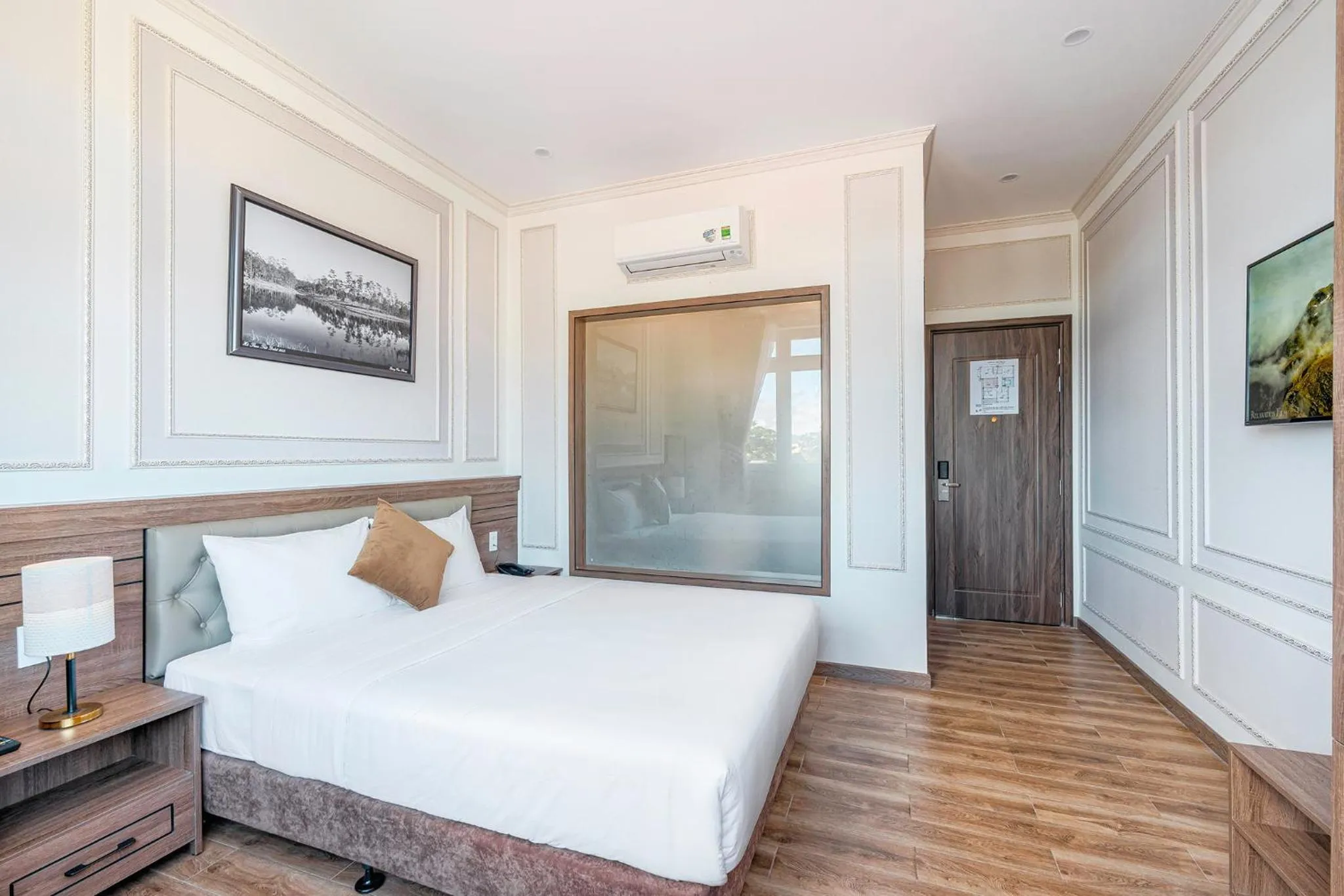 Bed in PINE VIEW Hotel Dalat