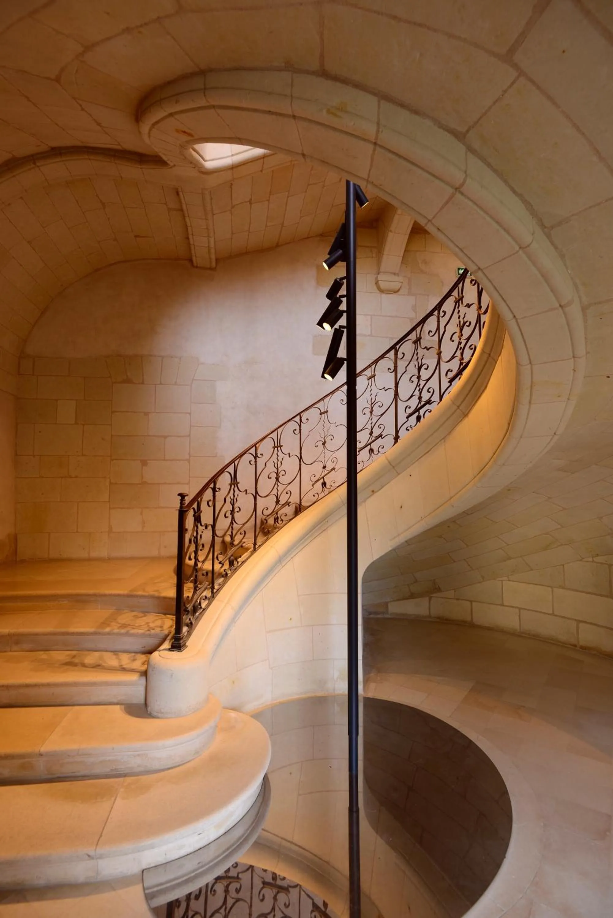Decorative detail in Fontevraud L'Ermitage