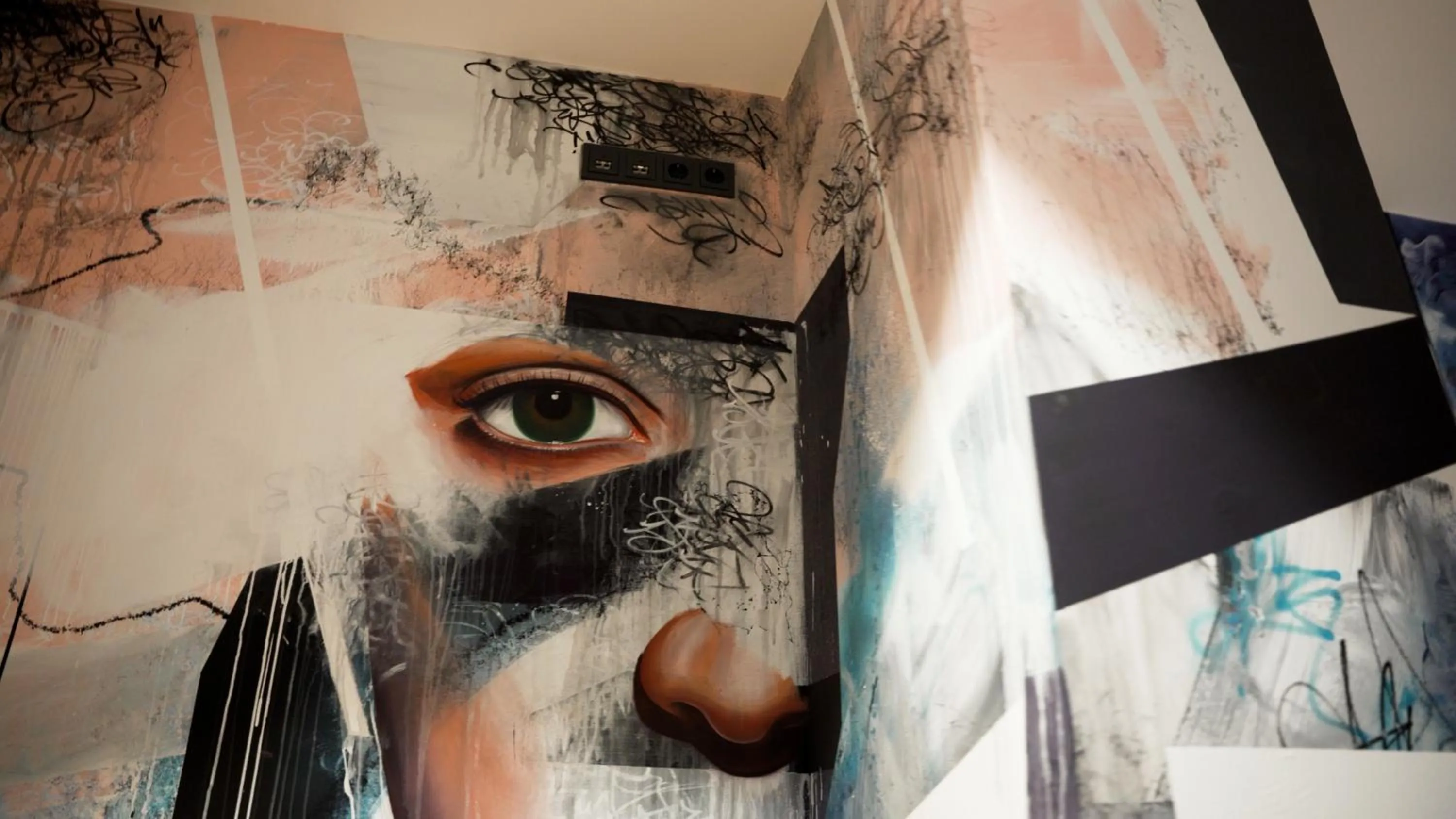 Decorative detail in Vienna House Easy by Wyndham Berlin Potsdamer Platz