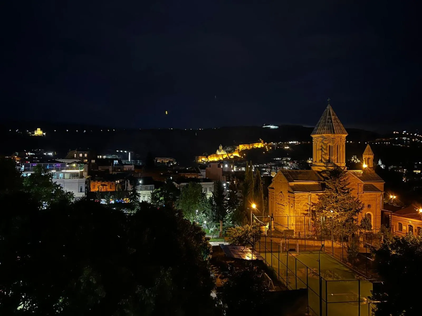 Night in Apart leitmotif