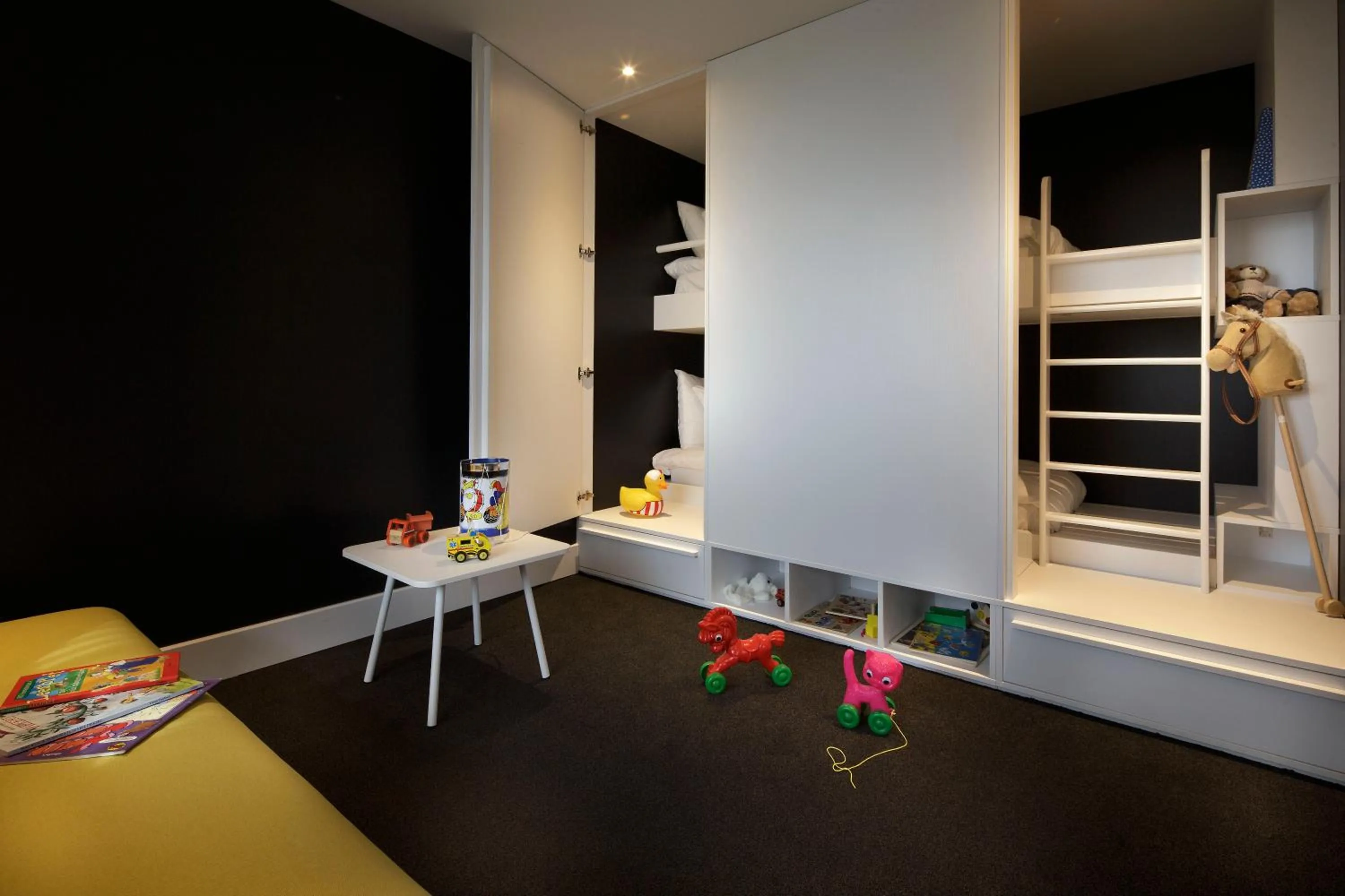 children in Van der Valk Hotel Sassenheim - Leiden