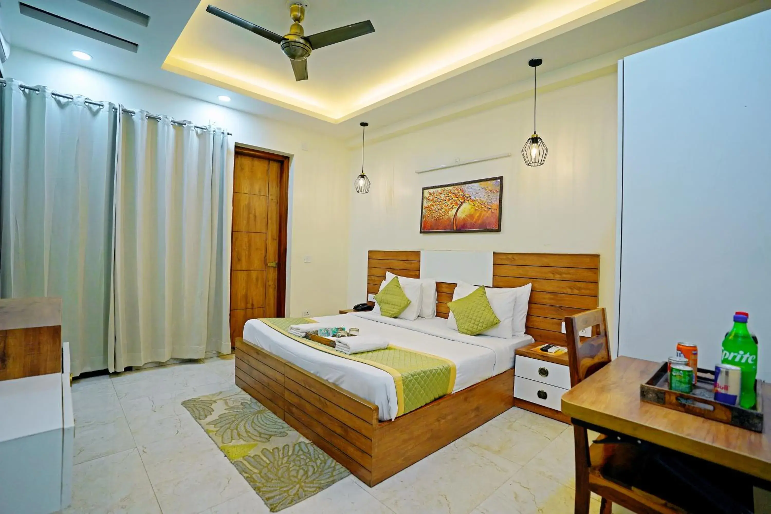 Double Room with Balcony - single occupancy in Hotel Maharaja Palace Boutique Hotels Near Medanta Medicity Gurgaon Double Room with Balcony - single occupancy in Hotel Maharaja Palace Boutique Hotels Near Medanta Medicity Gurgaon