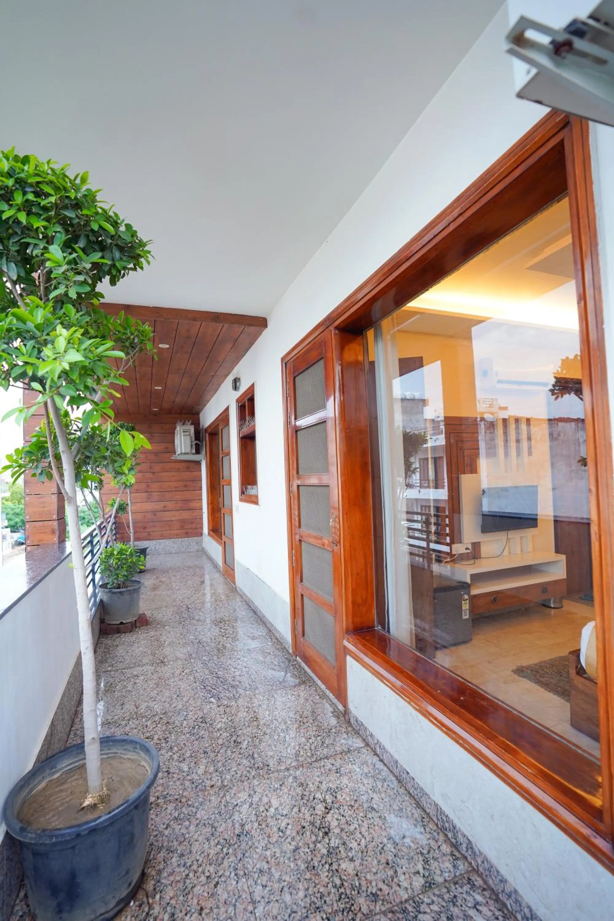 Balcony/Terrace in Hotel Maharaja Palace Boutique Hotels Near Medanta Medicity Gurgaon