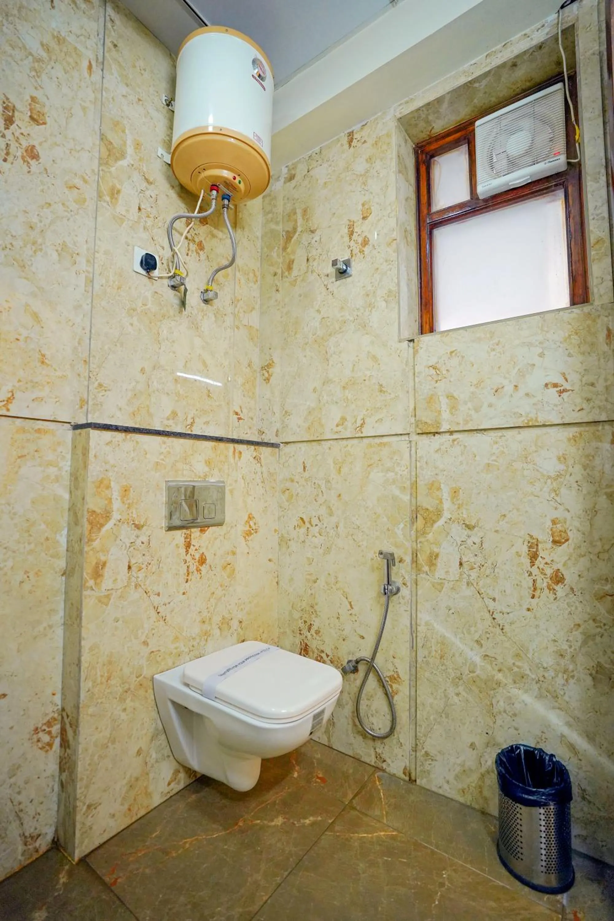 Bathroom in Hotel Maharaja Palace Boutique Hotels Near Medanta Medicity Gurgaon