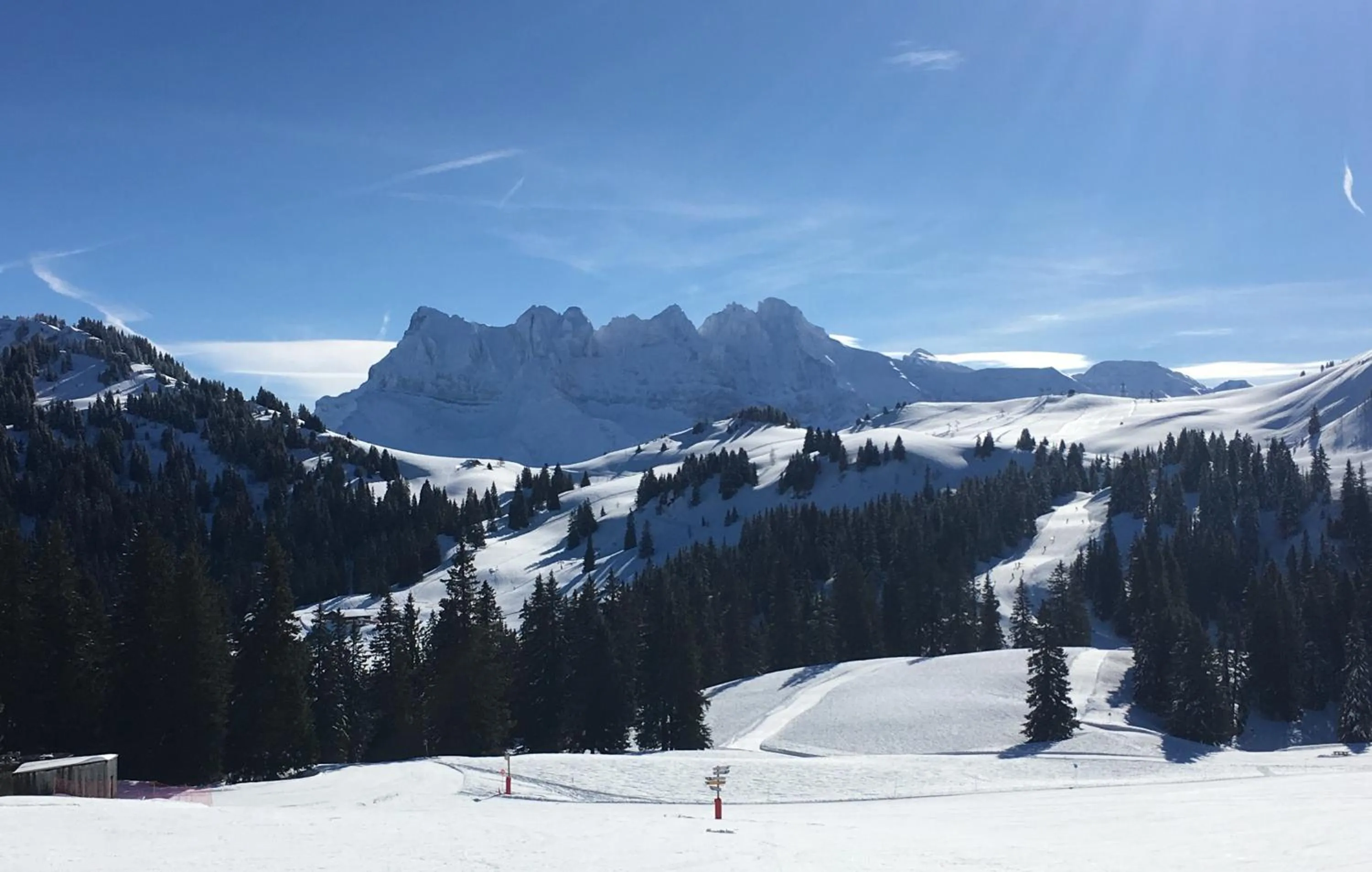 Day in La Chaumiere - Luxury Traditional Chalet, Châtel