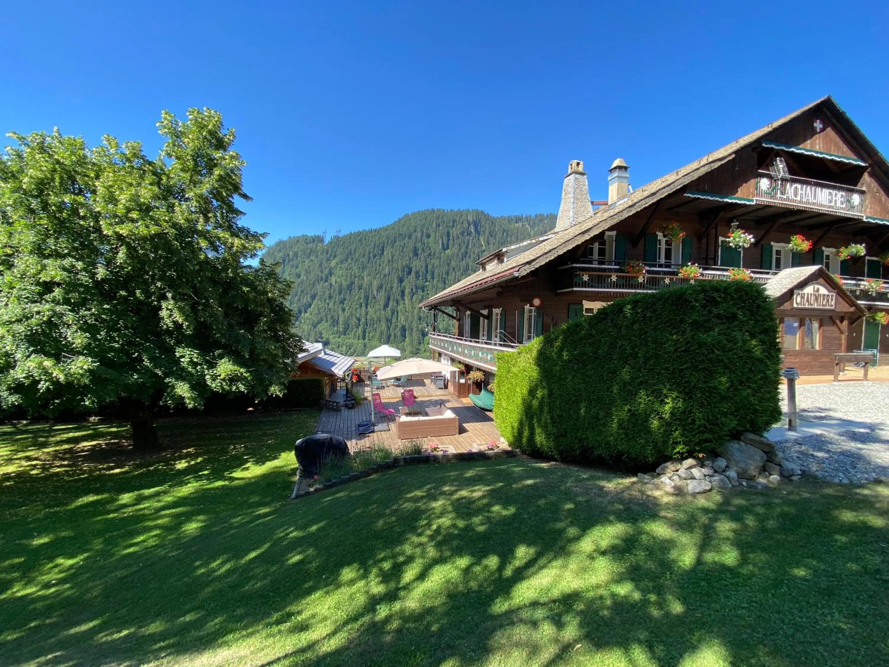 Property building in La Chaumiere - Luxury Traditional Chalet, Châtel