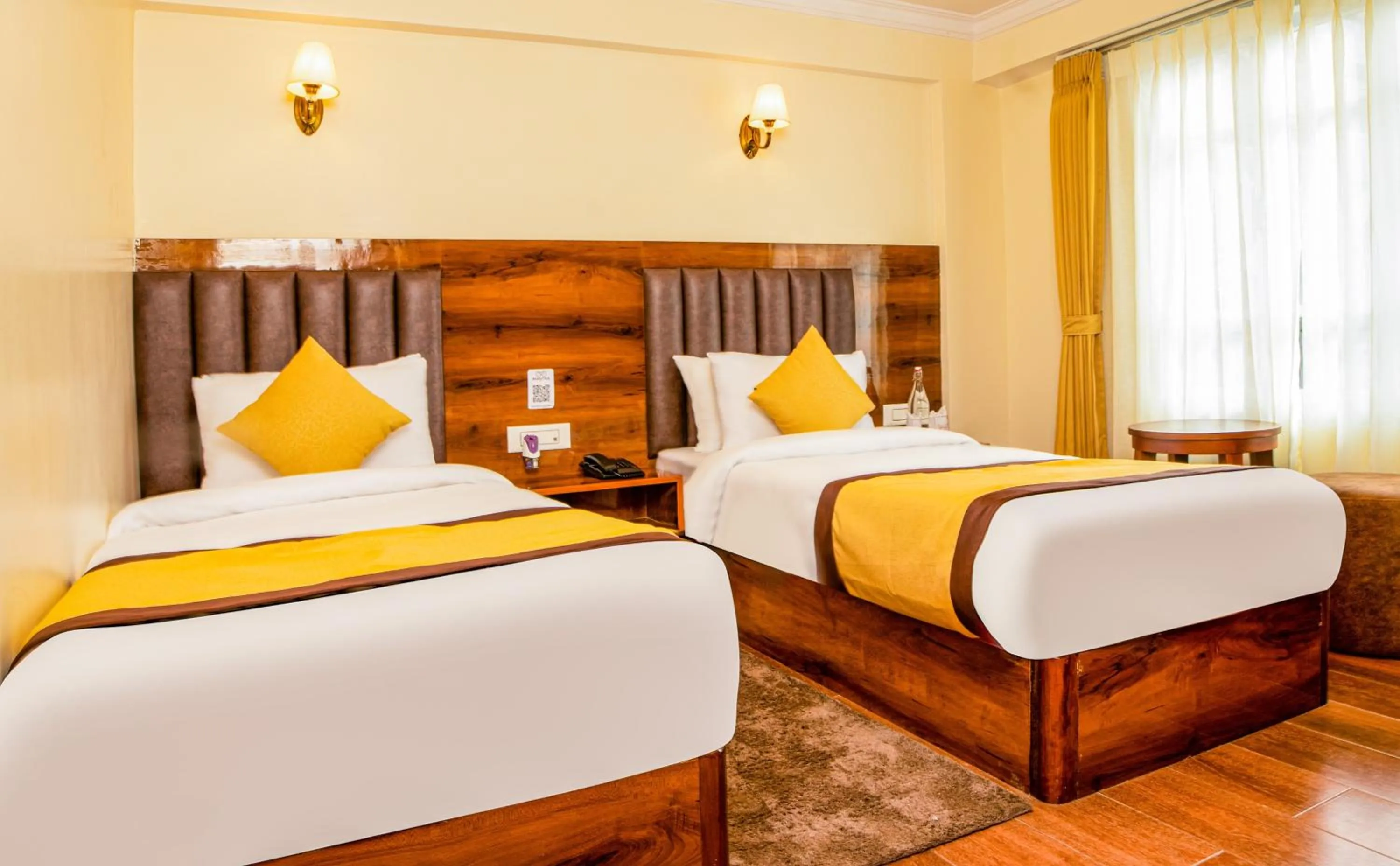 Bedroom, Bed in Hotel Raj Ville - Darjeeling Hotel Near Mall Road