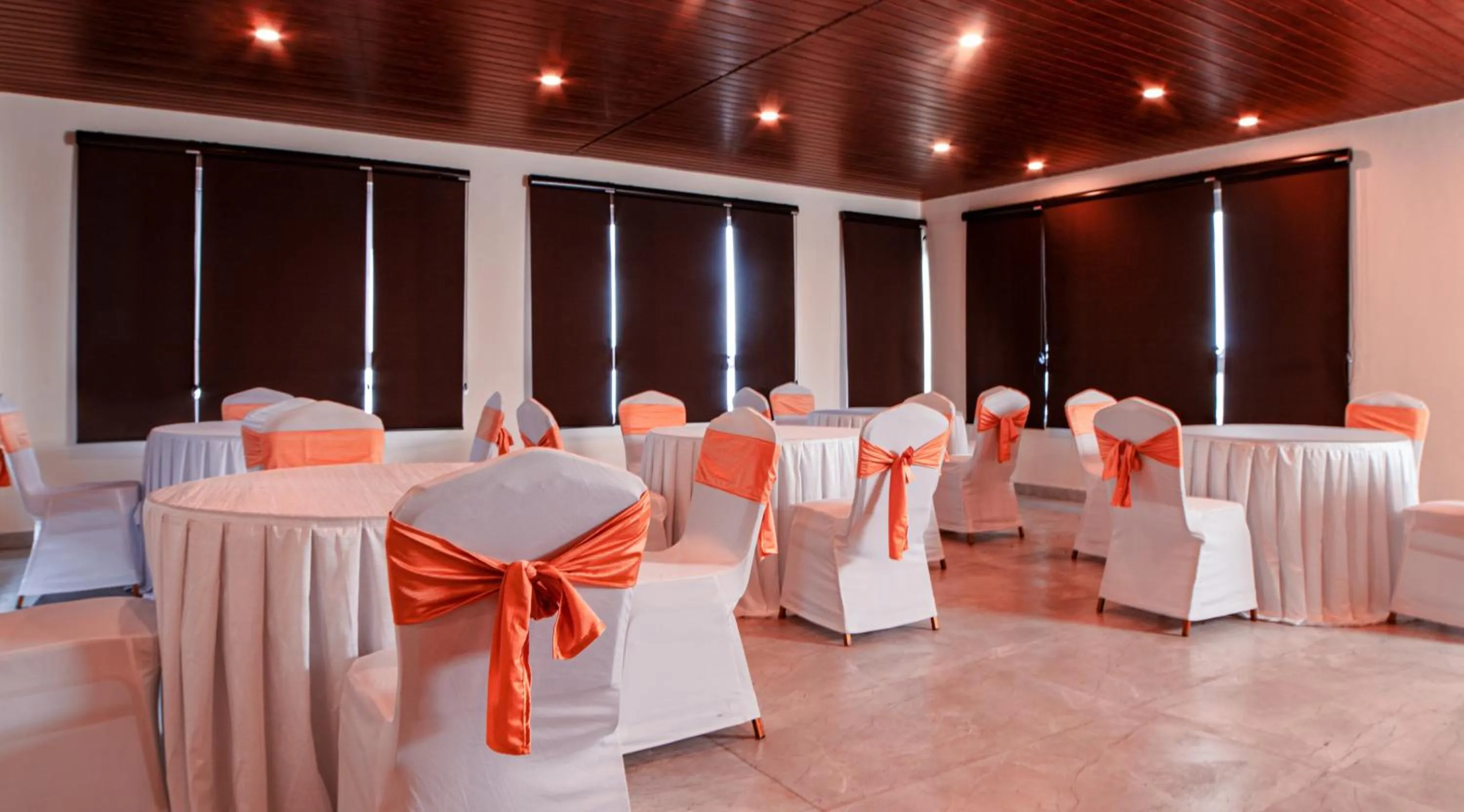 Banquet/Function facilities in Hotel Raj Ville - Darjeeling Hotel Near Mall Road