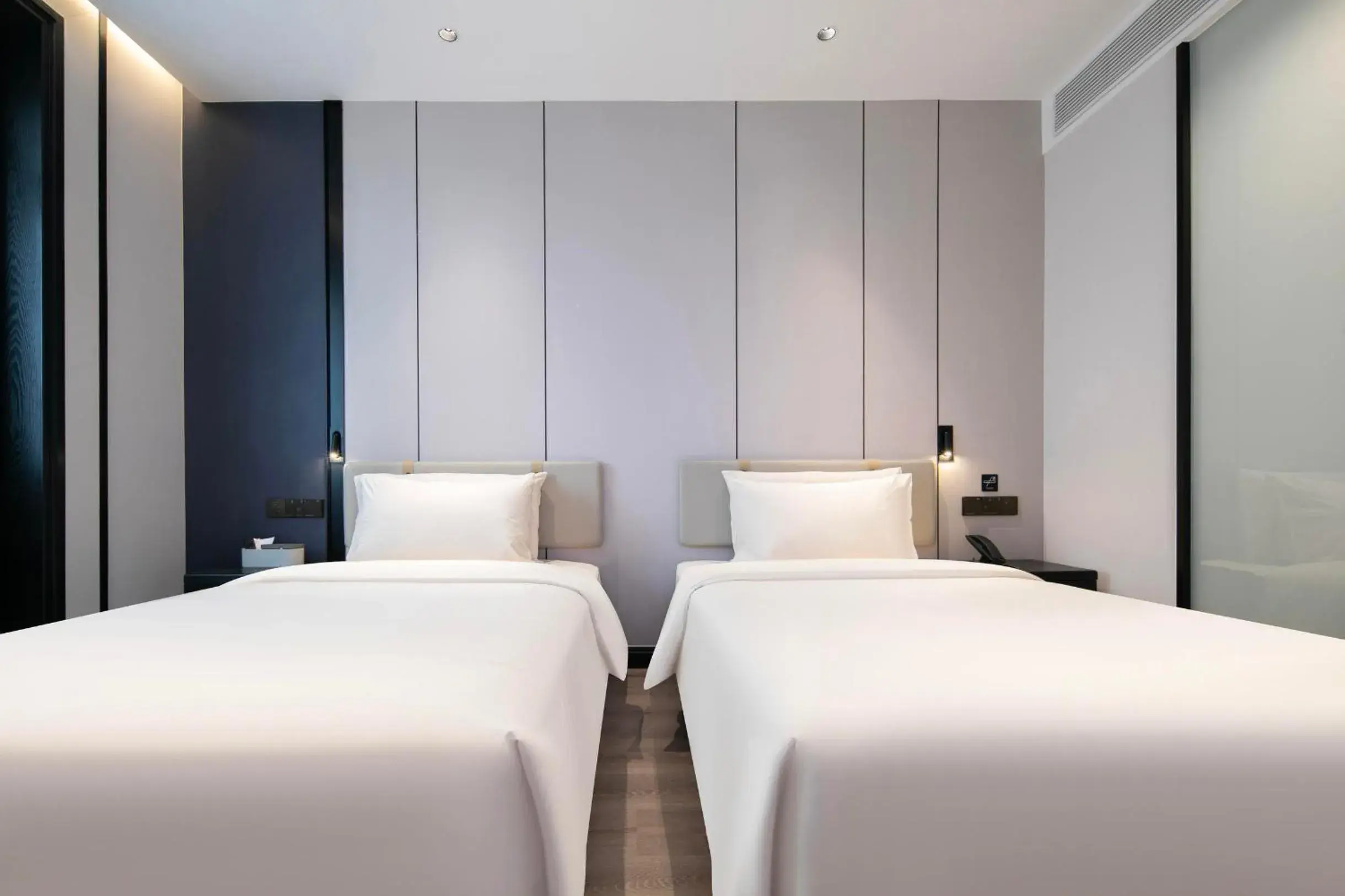 Bed in Atour X Hotel Hangzhou West Lake Wulin Plaza Yan'an Road Bed in Atour X Hotel Hangzhou West Lake Wulin Plaza Yan'an Road