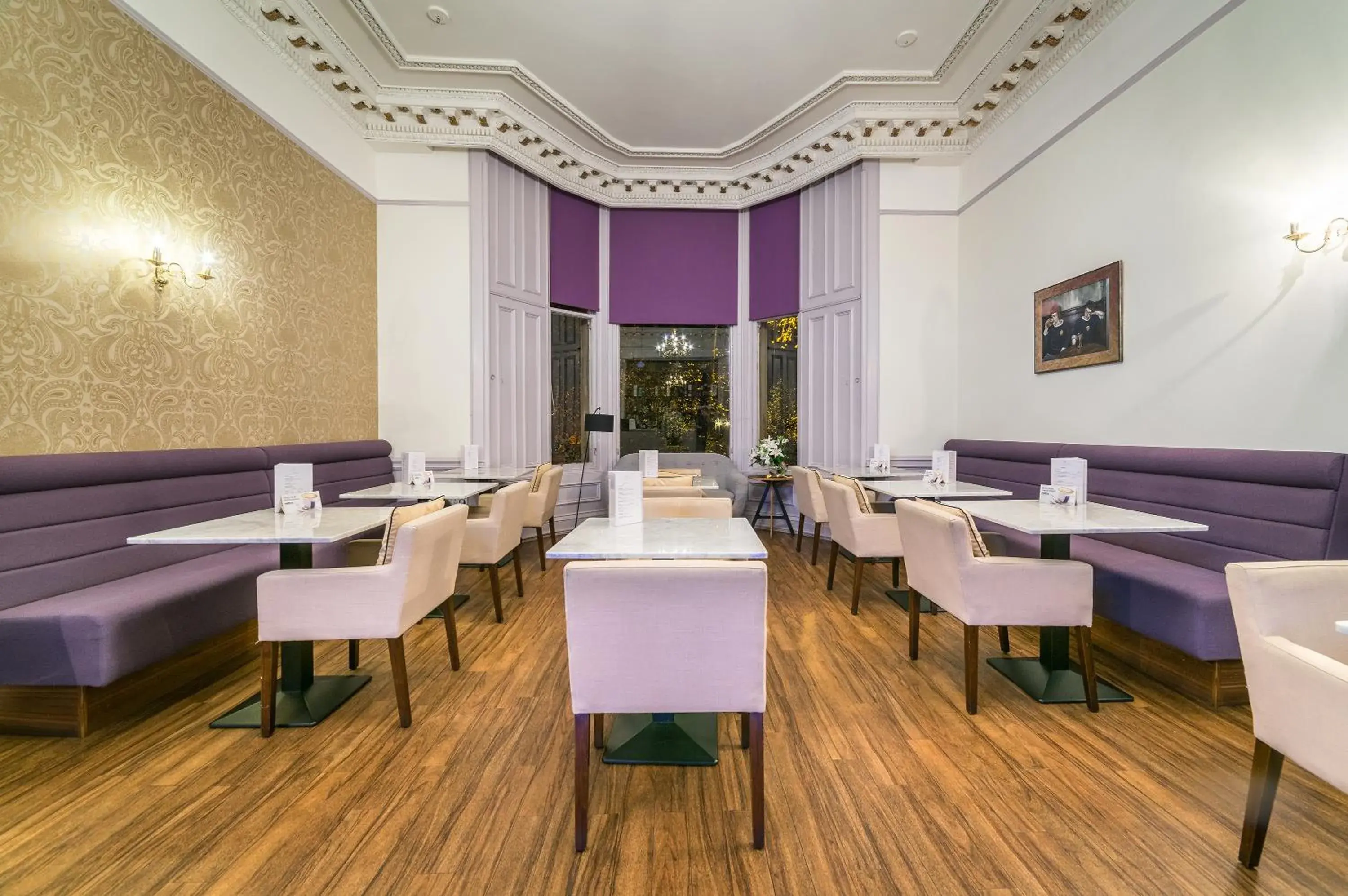 Restaurant/places to eat in The Belhaven Hotel Restaurant/places to eat in The Belhaven Hotel