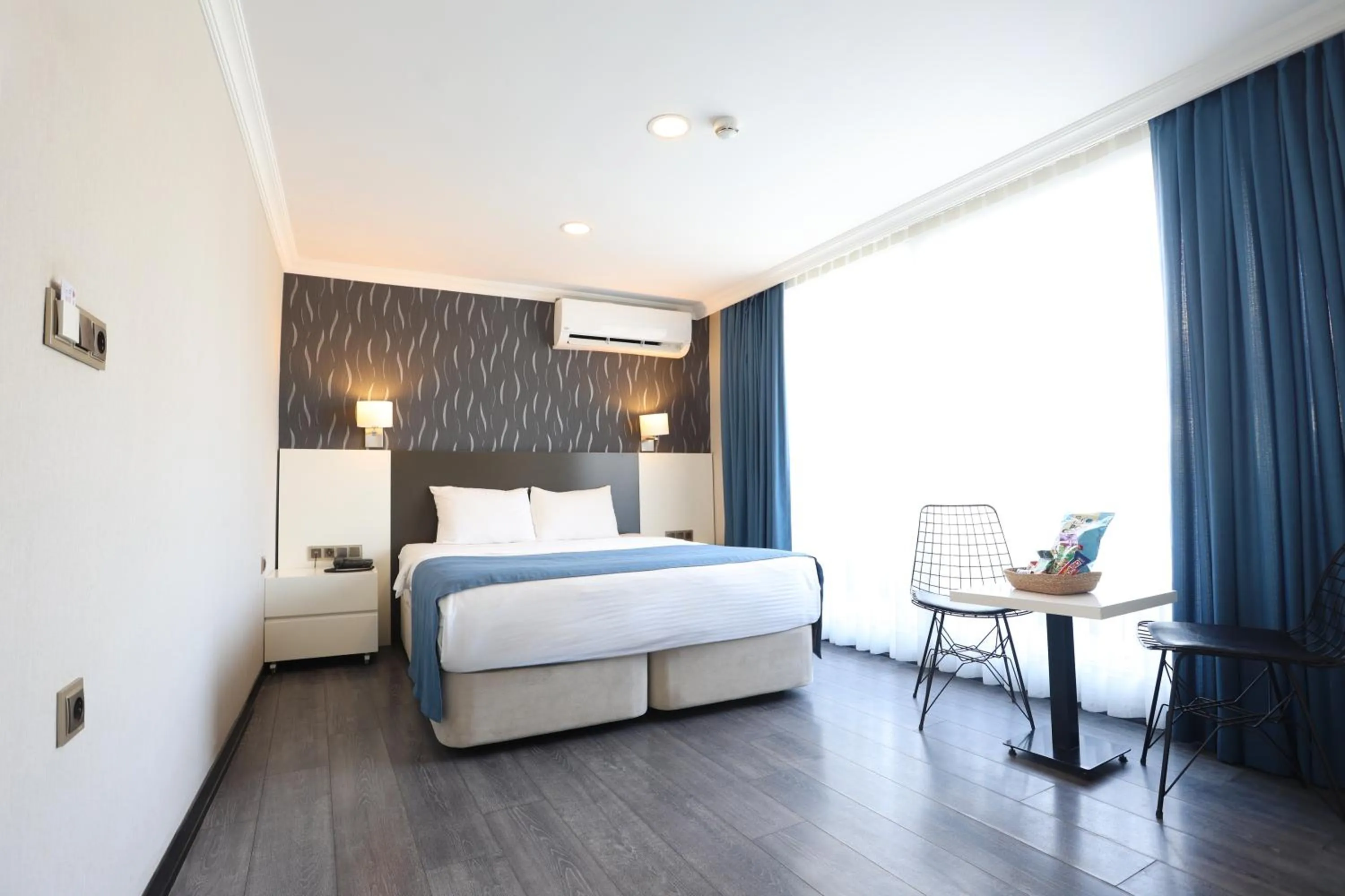 Bed in Riva Hotel Alsancak