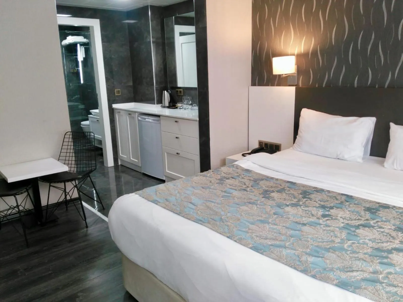 Bed in Riva Hotel Alsancak