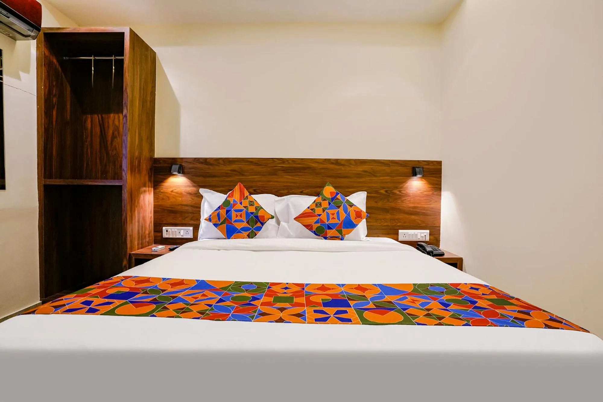 Bed in FabHotel Antlers - Nr Boriwali