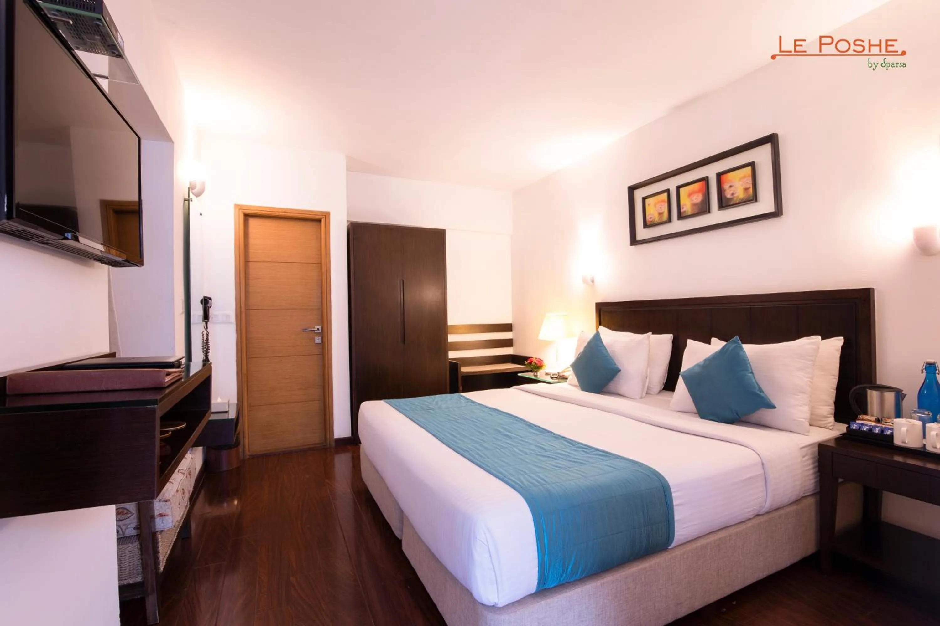 Bedroom, Bed in Le Poshe, Kodaikanal