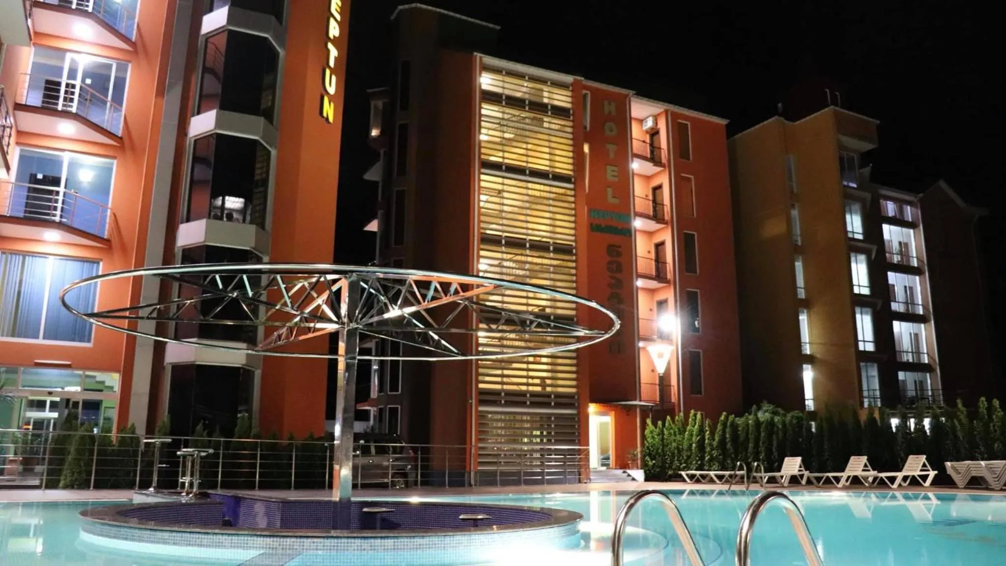 Swimming pool in Hotel Neptun Kvariati