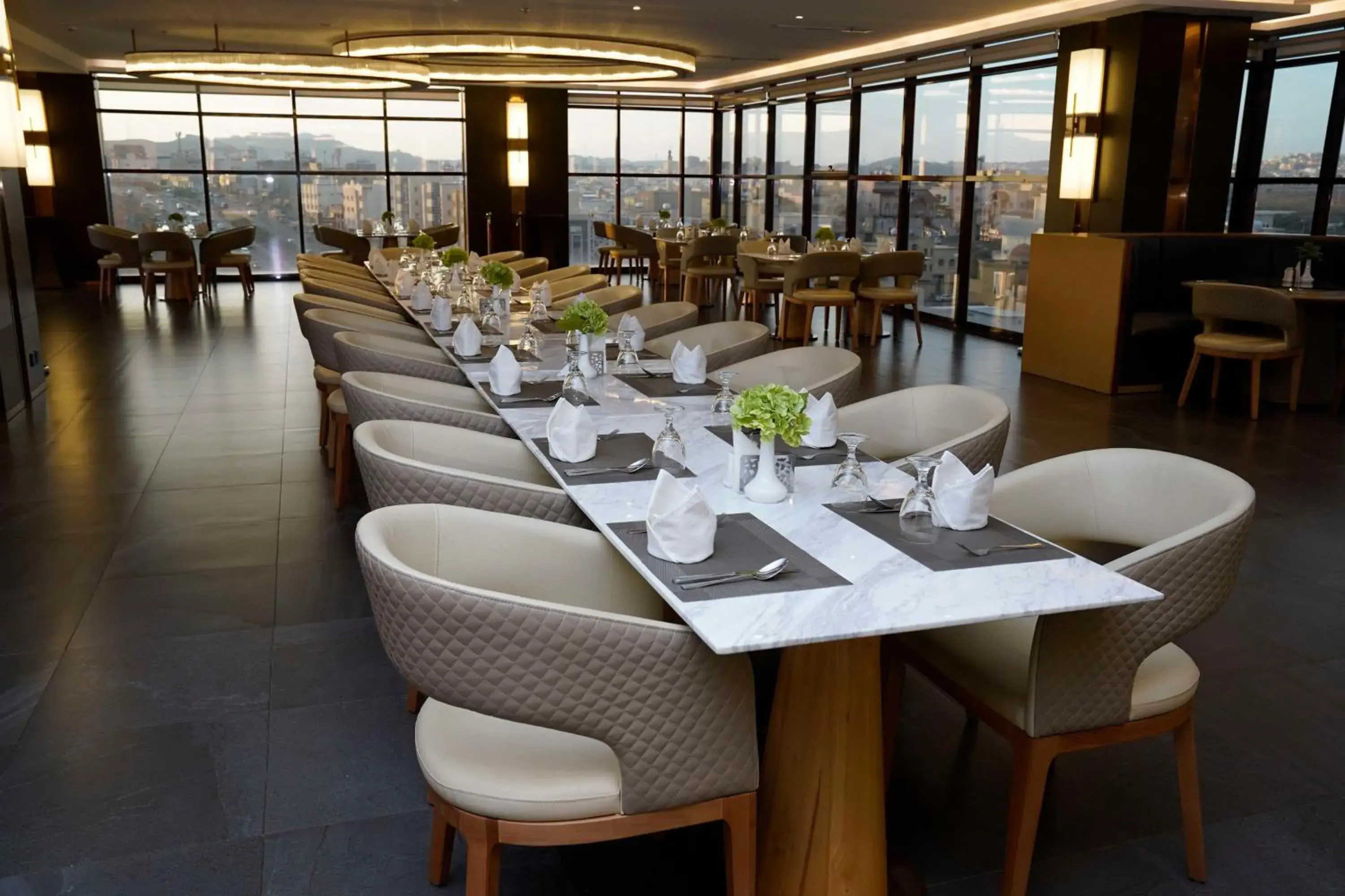 Restaurant/places to eat in Best Western Plus Danat Almansak Hotel Restaurant/places to eat in Best Western Plus Danat Almansak Hotel