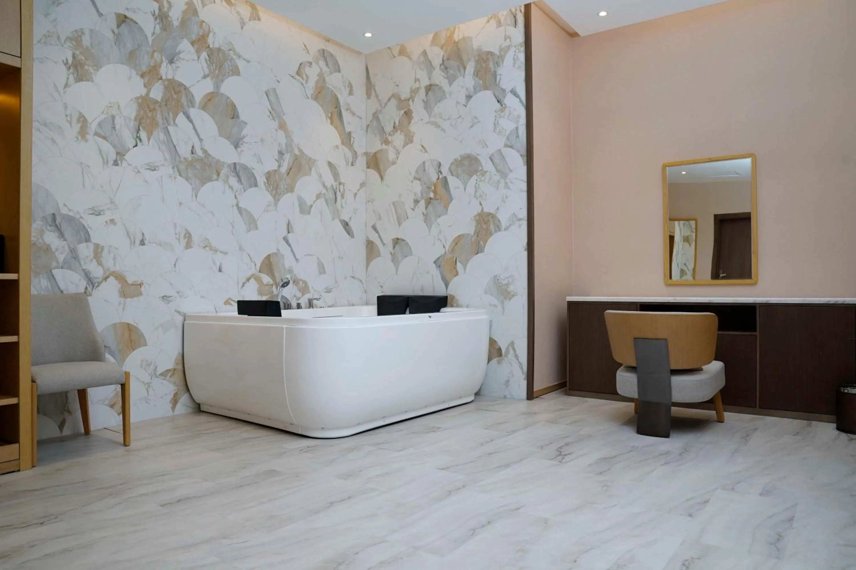 Bathroom in Best Western Plus Danat Almansak Hotel