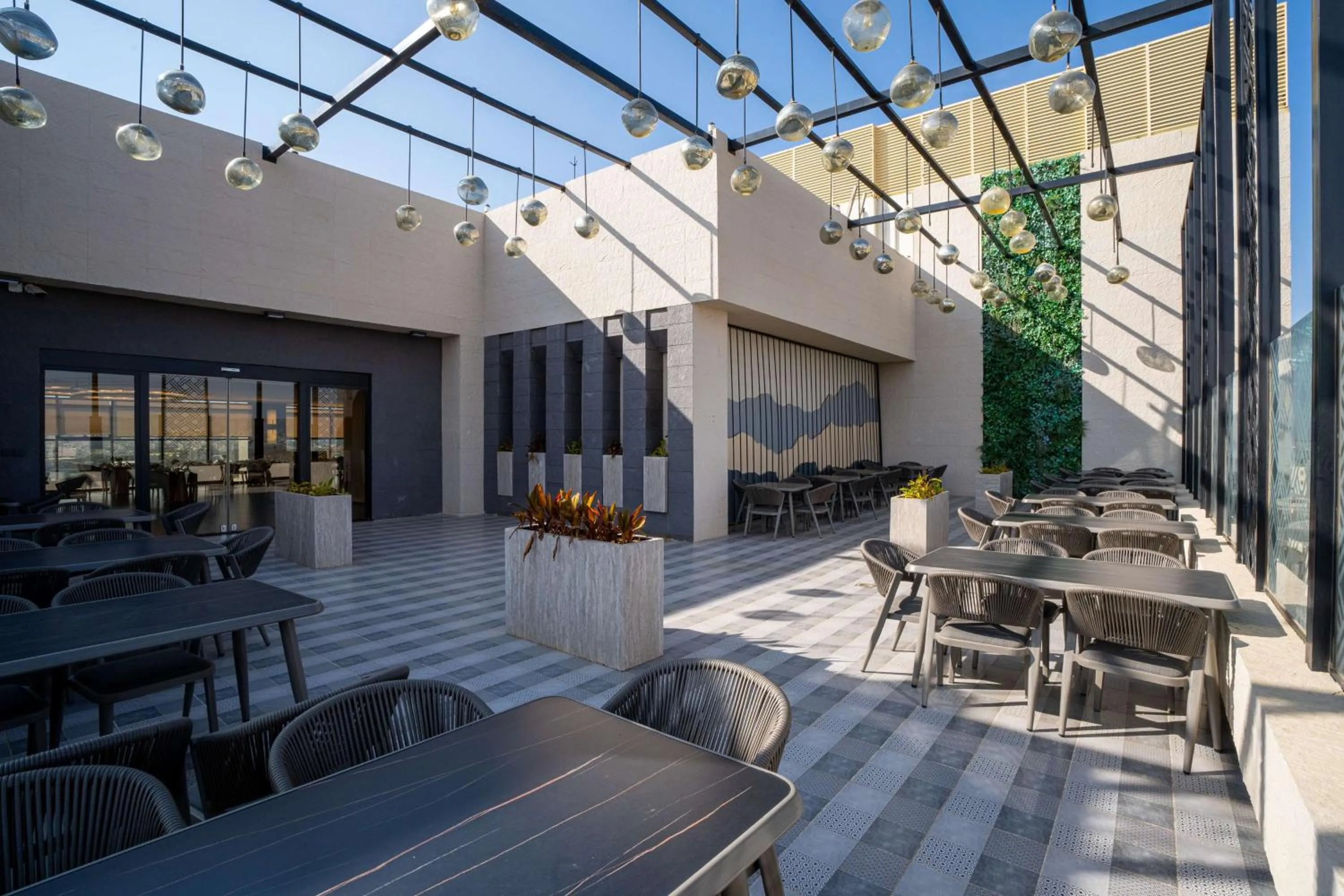 Property building in Best Western Plus Danat Almansak Hotel