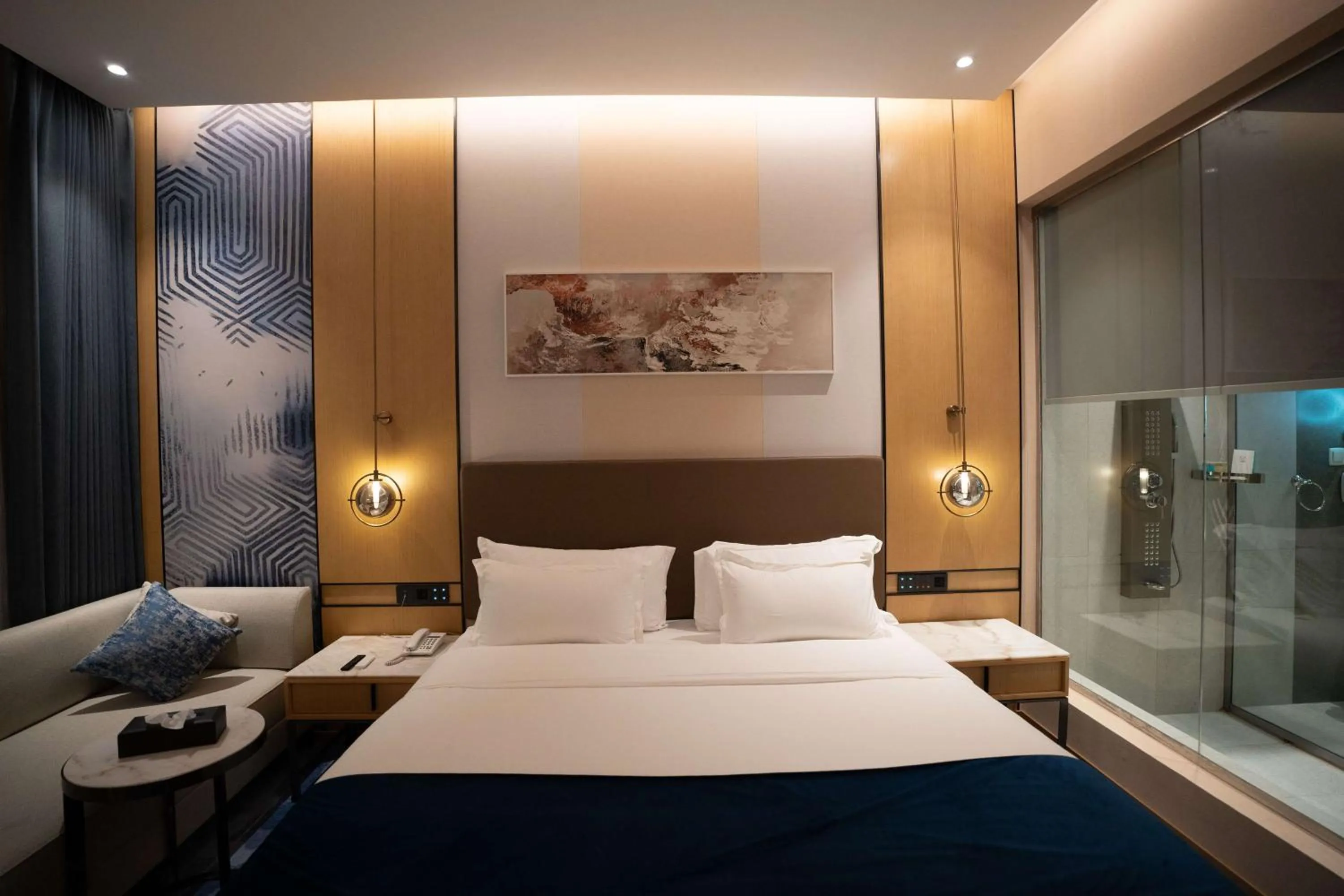 Bedroom, Bed in Best Western Plus Danat Almansak Hotel