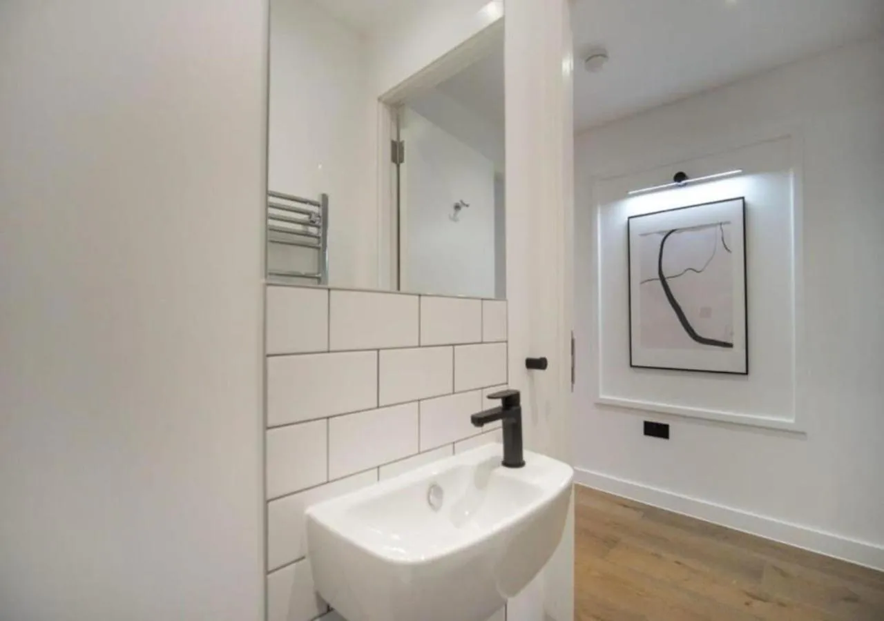 Bathroom in Elysium by The Heim