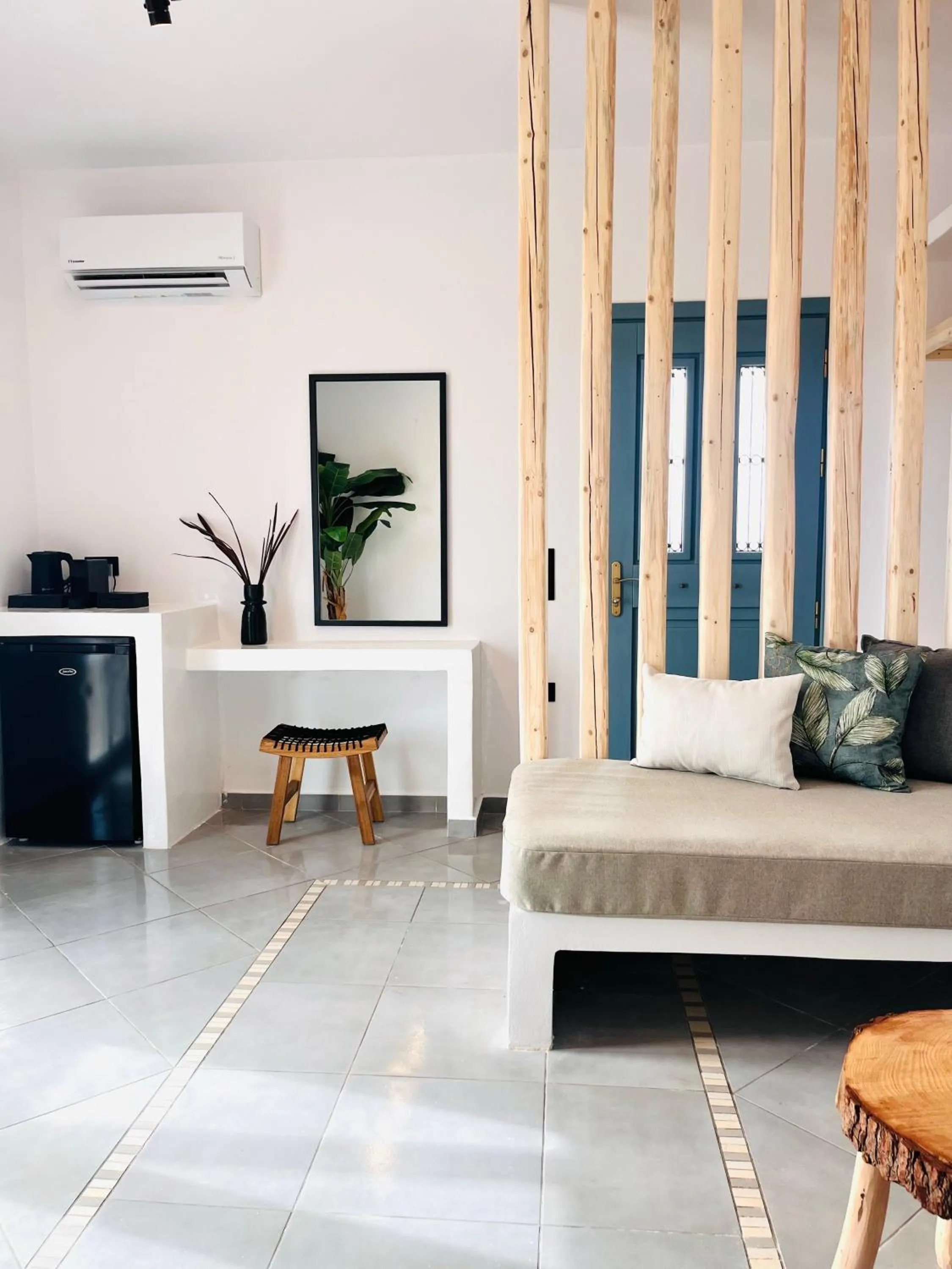 Bed in Irida Vacation Suites