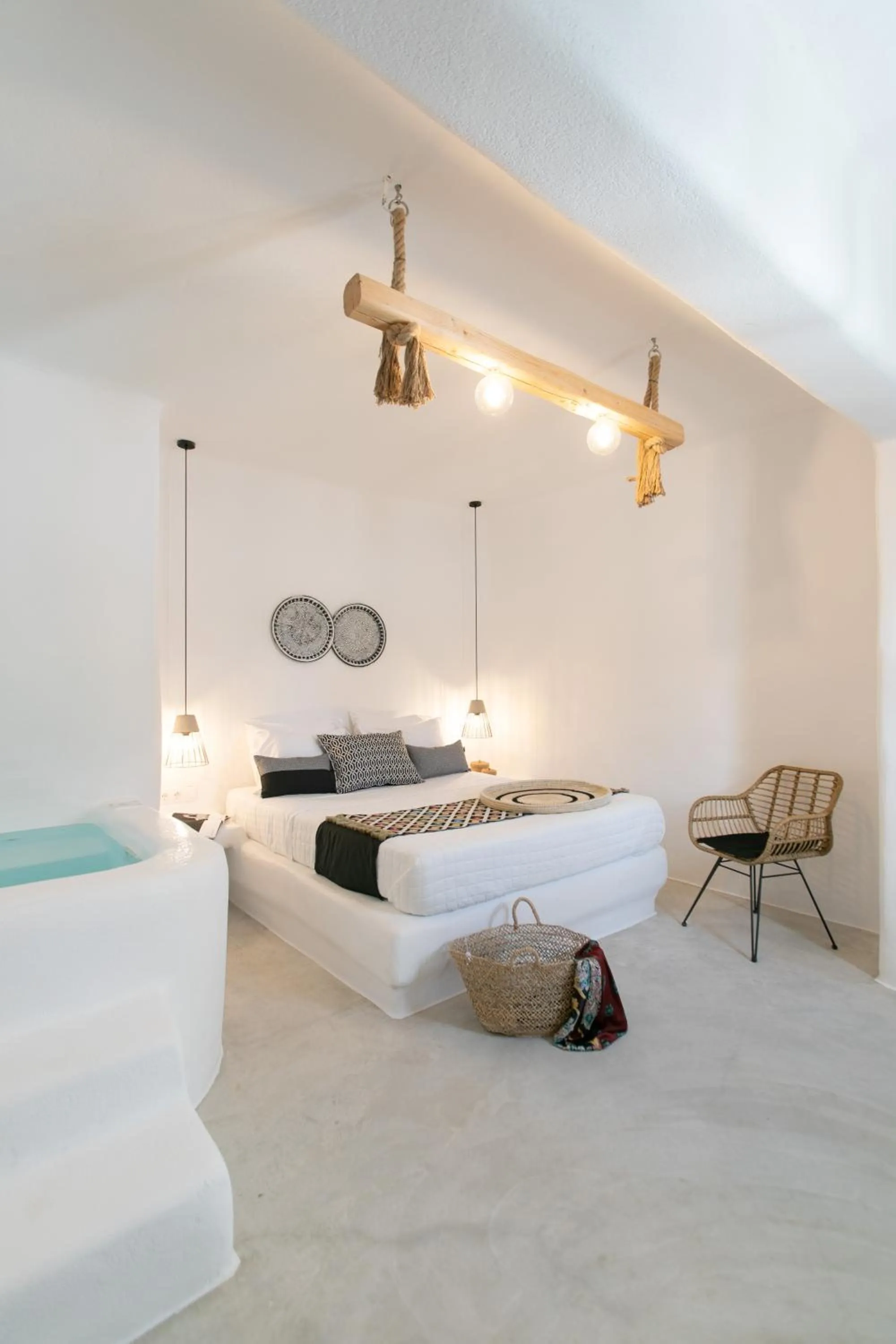 Bed in Irida Vacation Suites