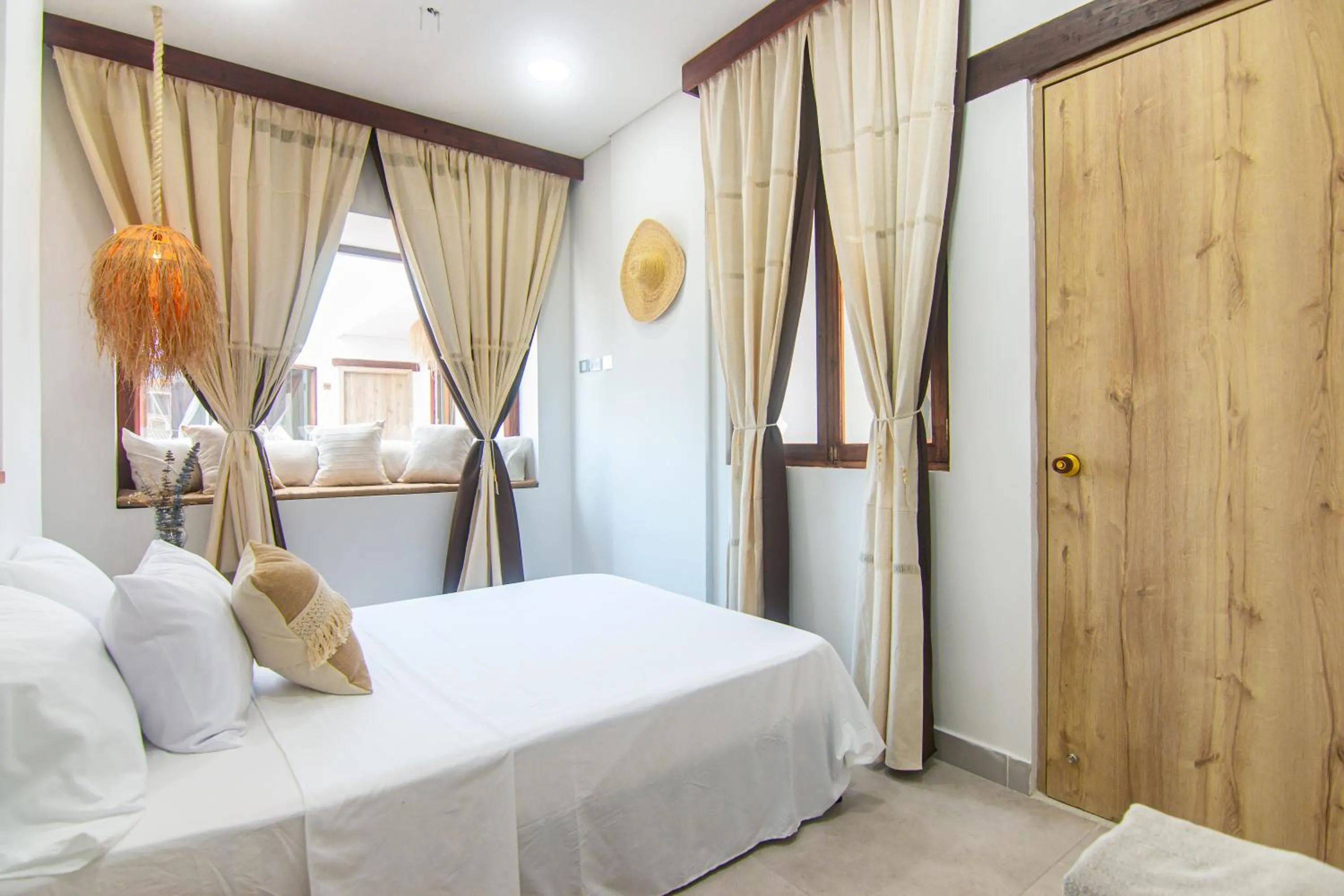Bedroom, Bed in Hotel Boutique de playa - Casa Solhu