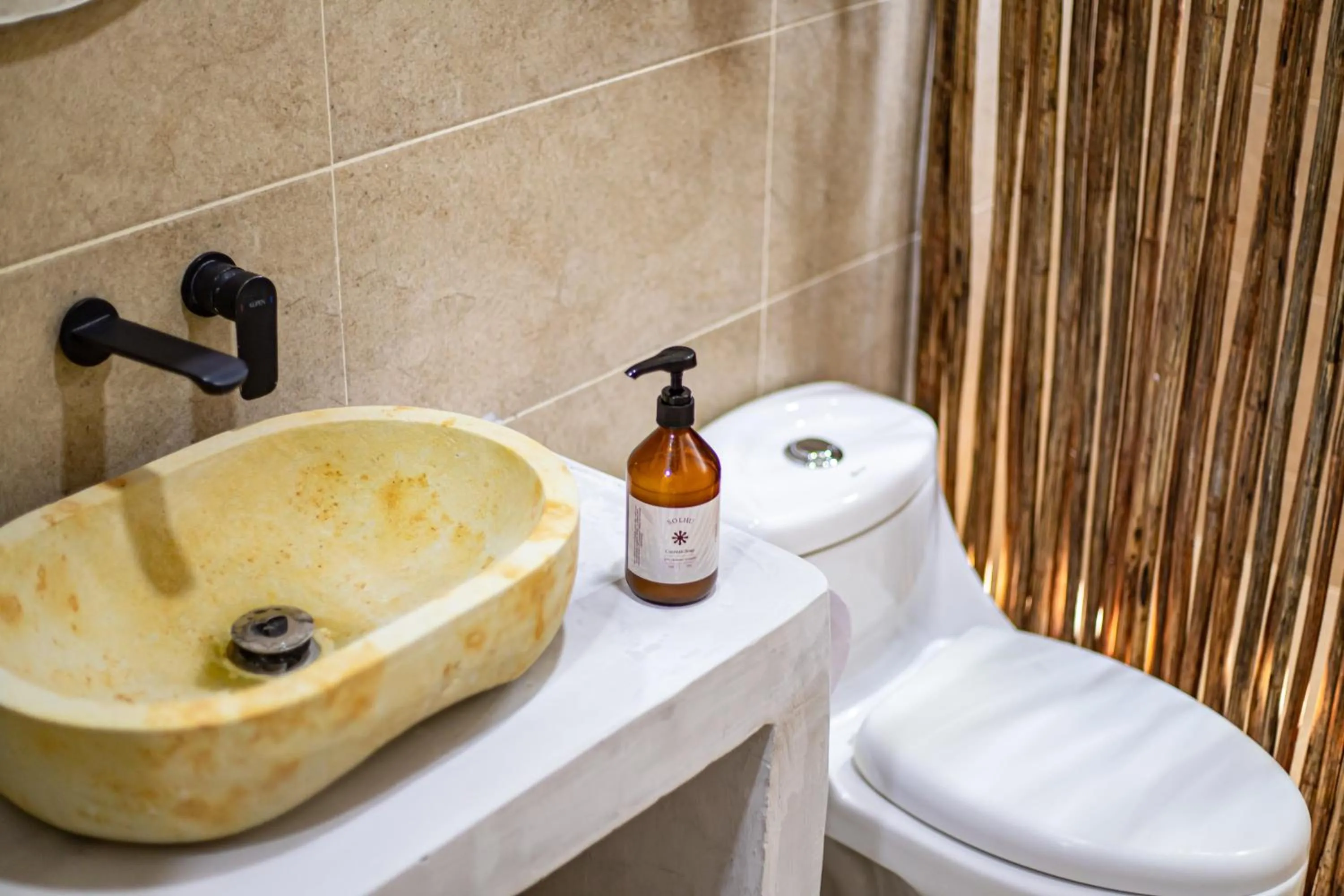 Bathroom in Hotel Boutique de playa - Casa Solhu