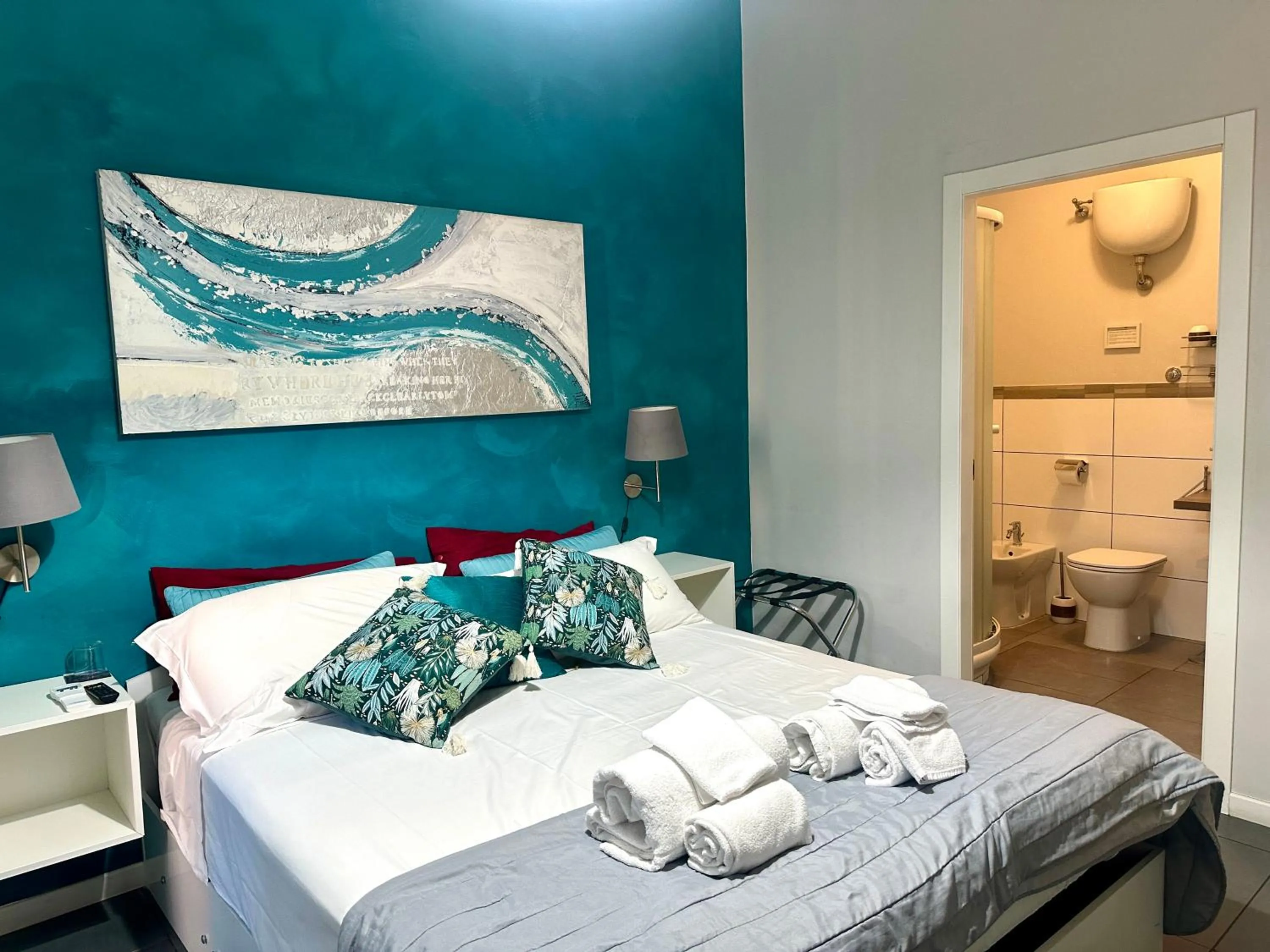 Toilet, Bed in Le Due Civette Roma