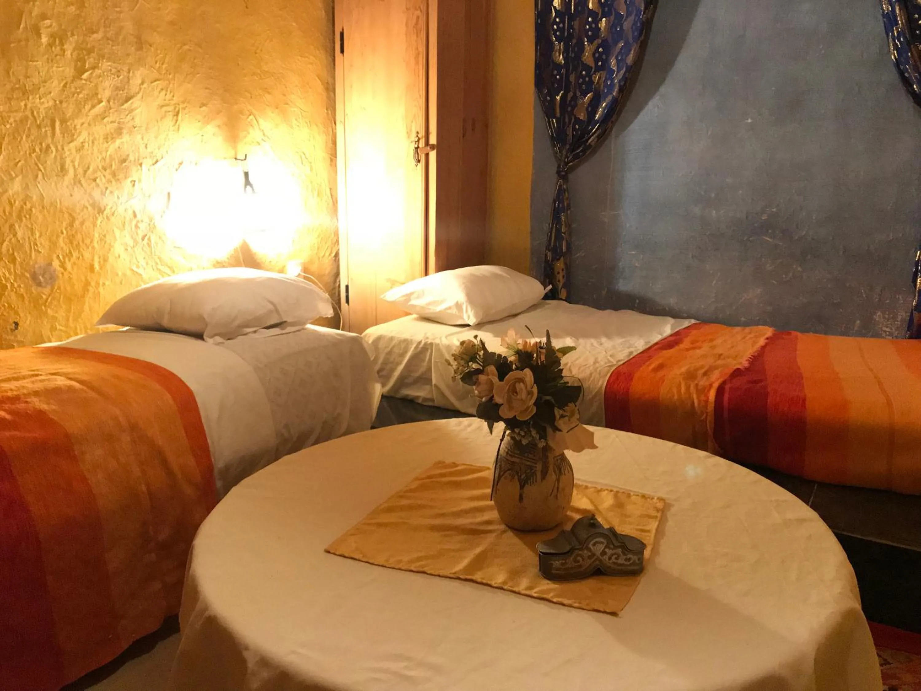 Budget Twin Room in Auberge Chez Julia