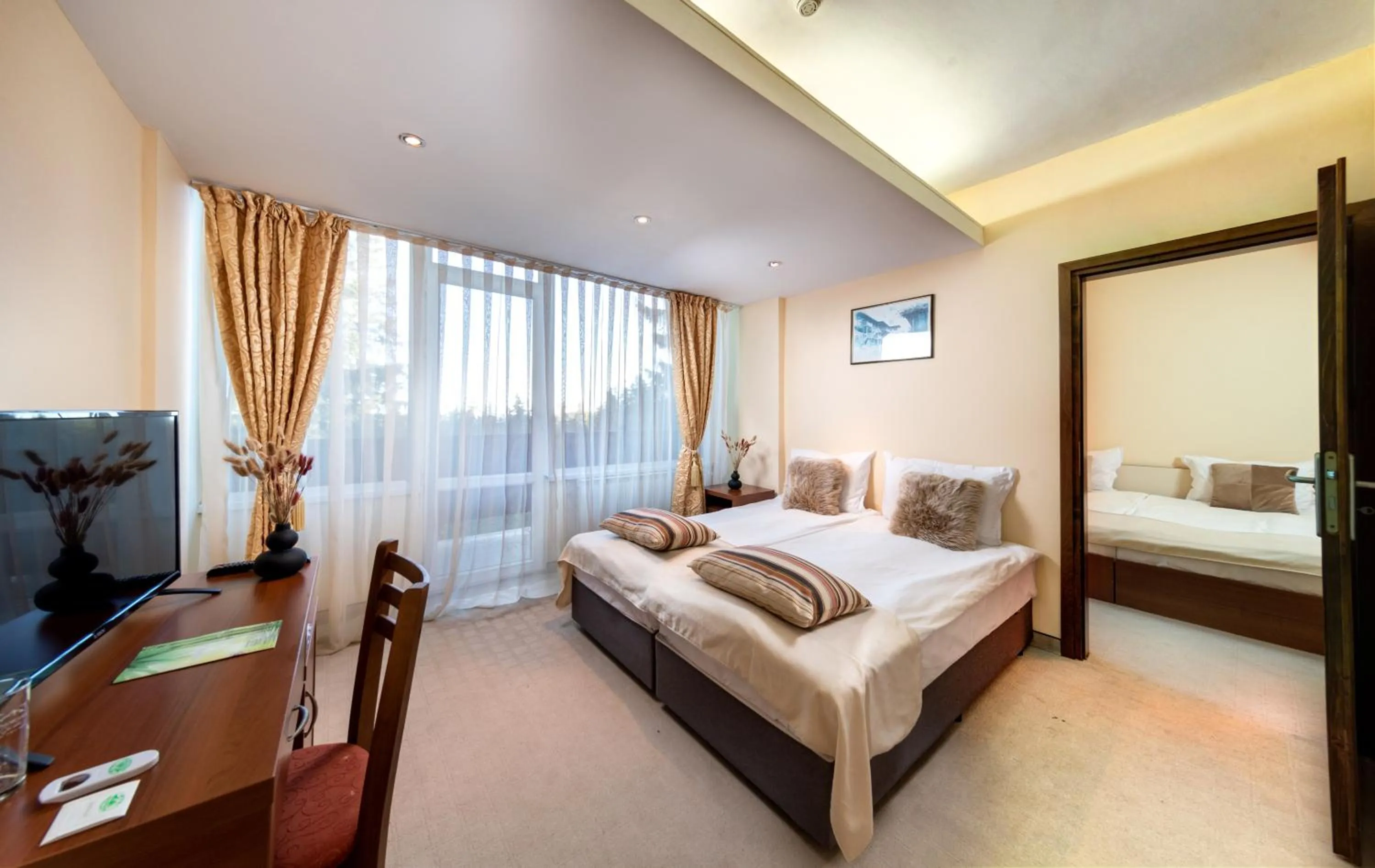 Photo of the whole room, Bed in Hotel Panorama Ski