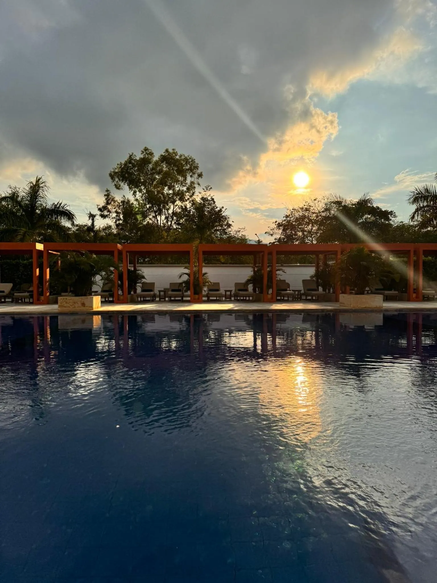 Swimming pool in Hotel Morúa