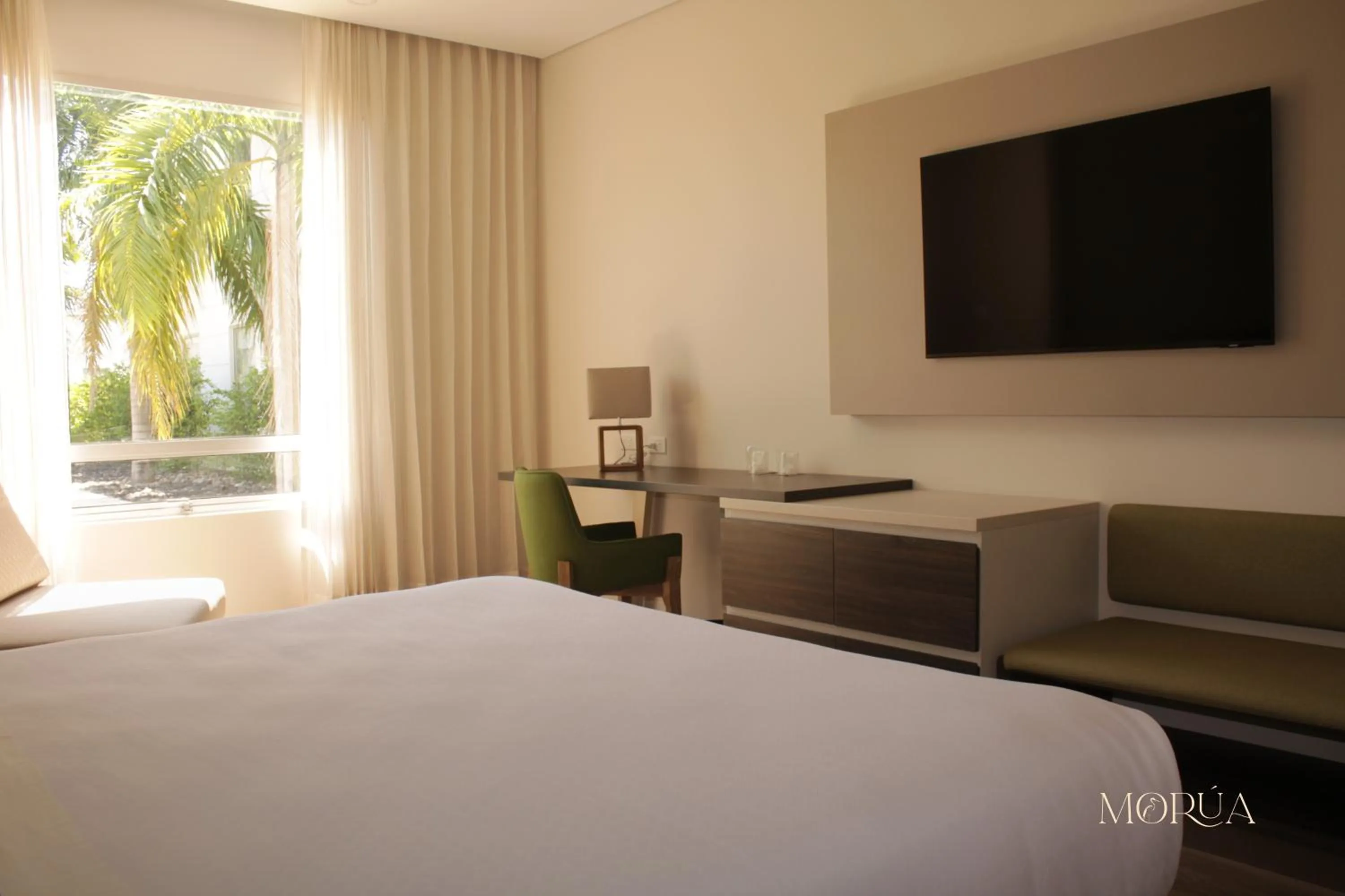 Seating area, Bed in Hotel Morúa