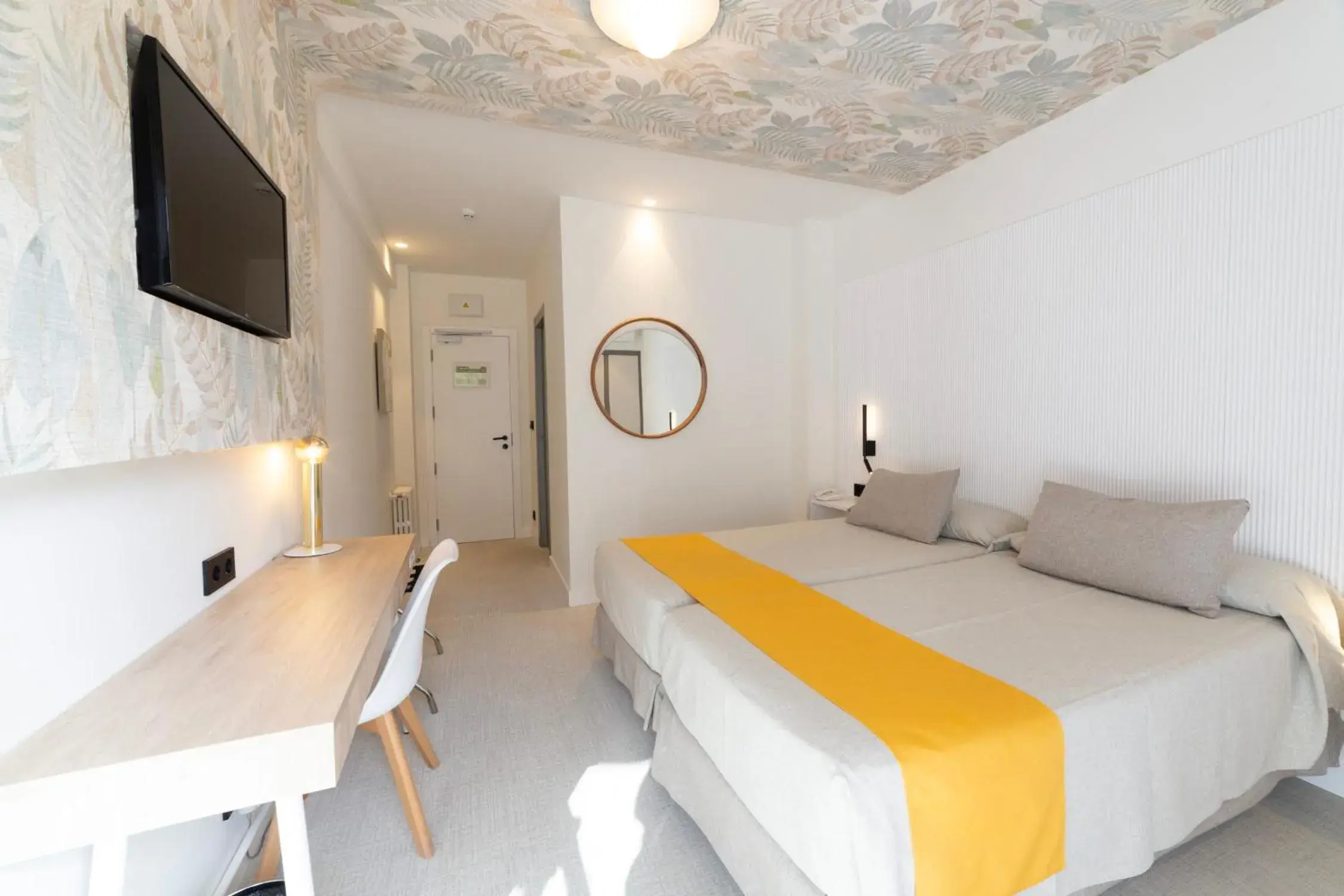 Bed in Hotel Oasis Plaza Bed in Hotel Oasis Plaza