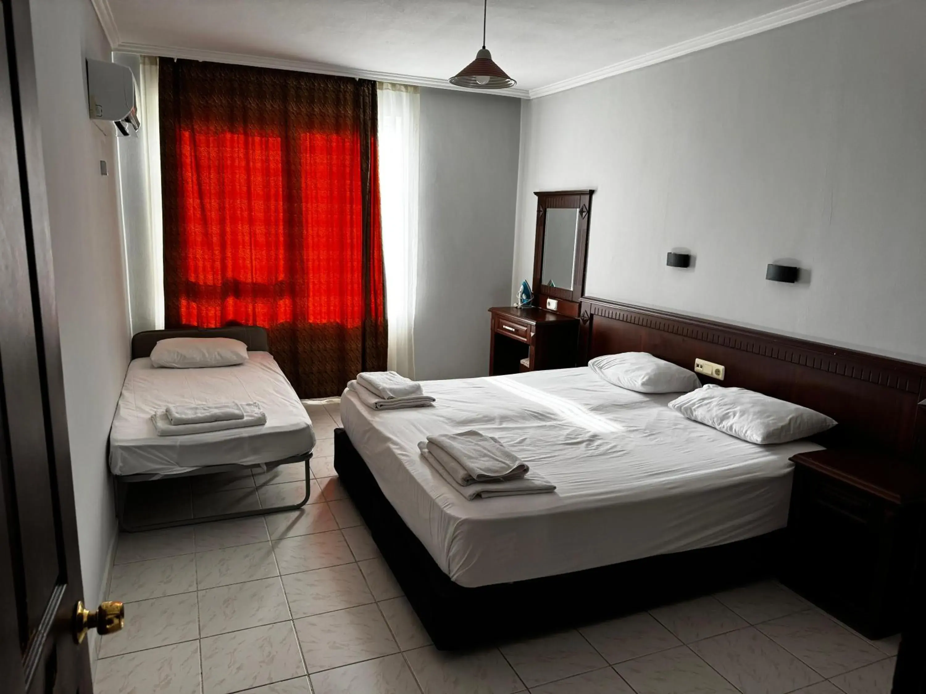 Family Room in Rose Garden Apart Hotel Family Room in Rose Garden Apart Hotel