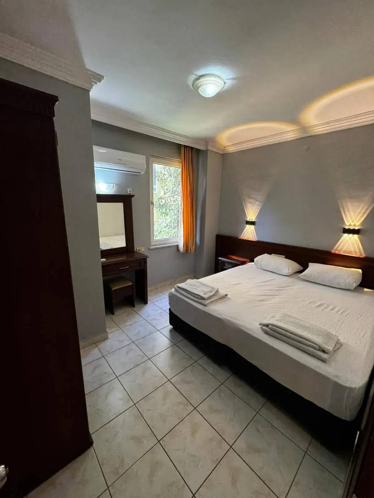 Quadruple Room in Rose Garden Apart Hotel Quadruple Room in Rose Garden Apart Hotel