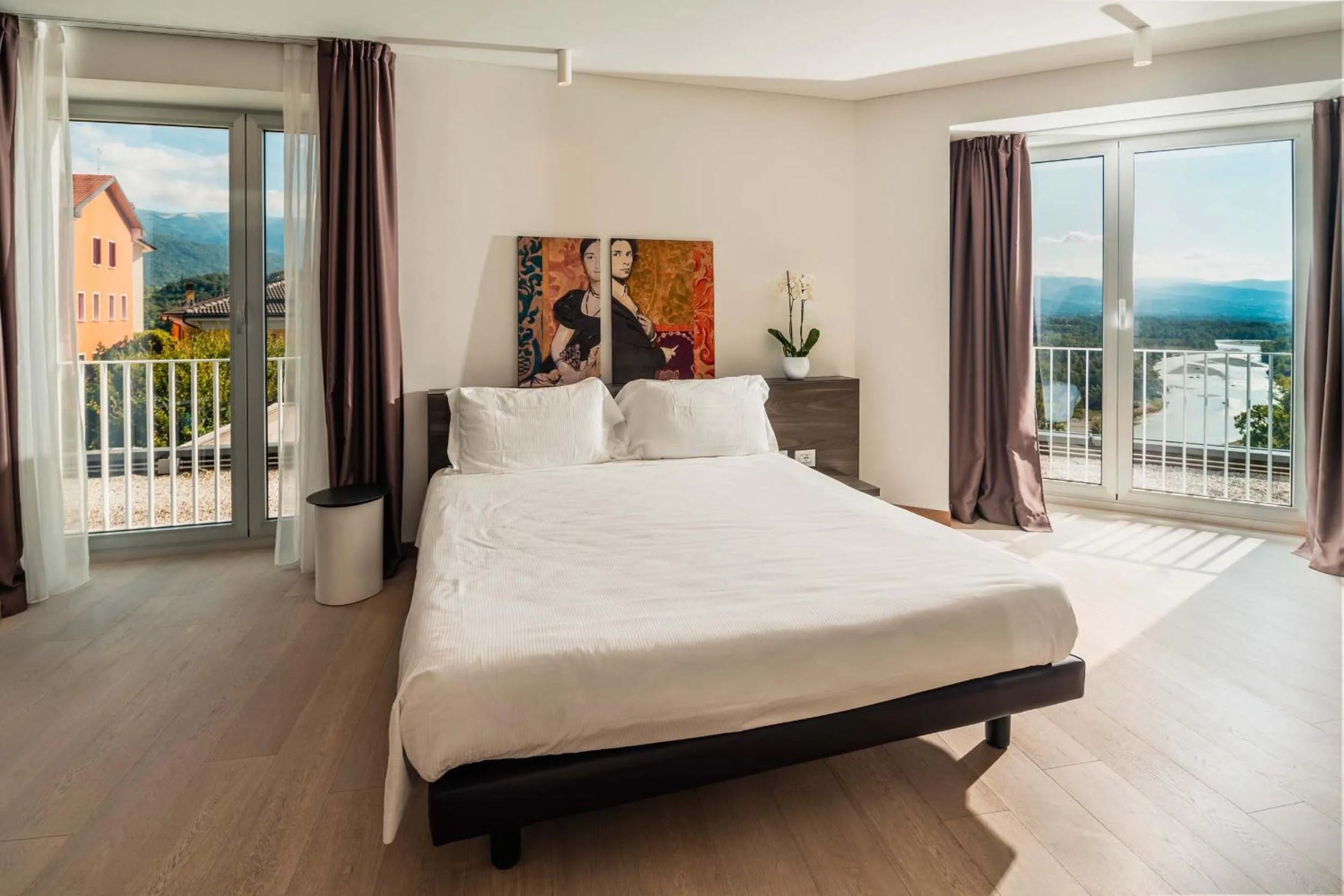 Bed in Suites Hotel Astor