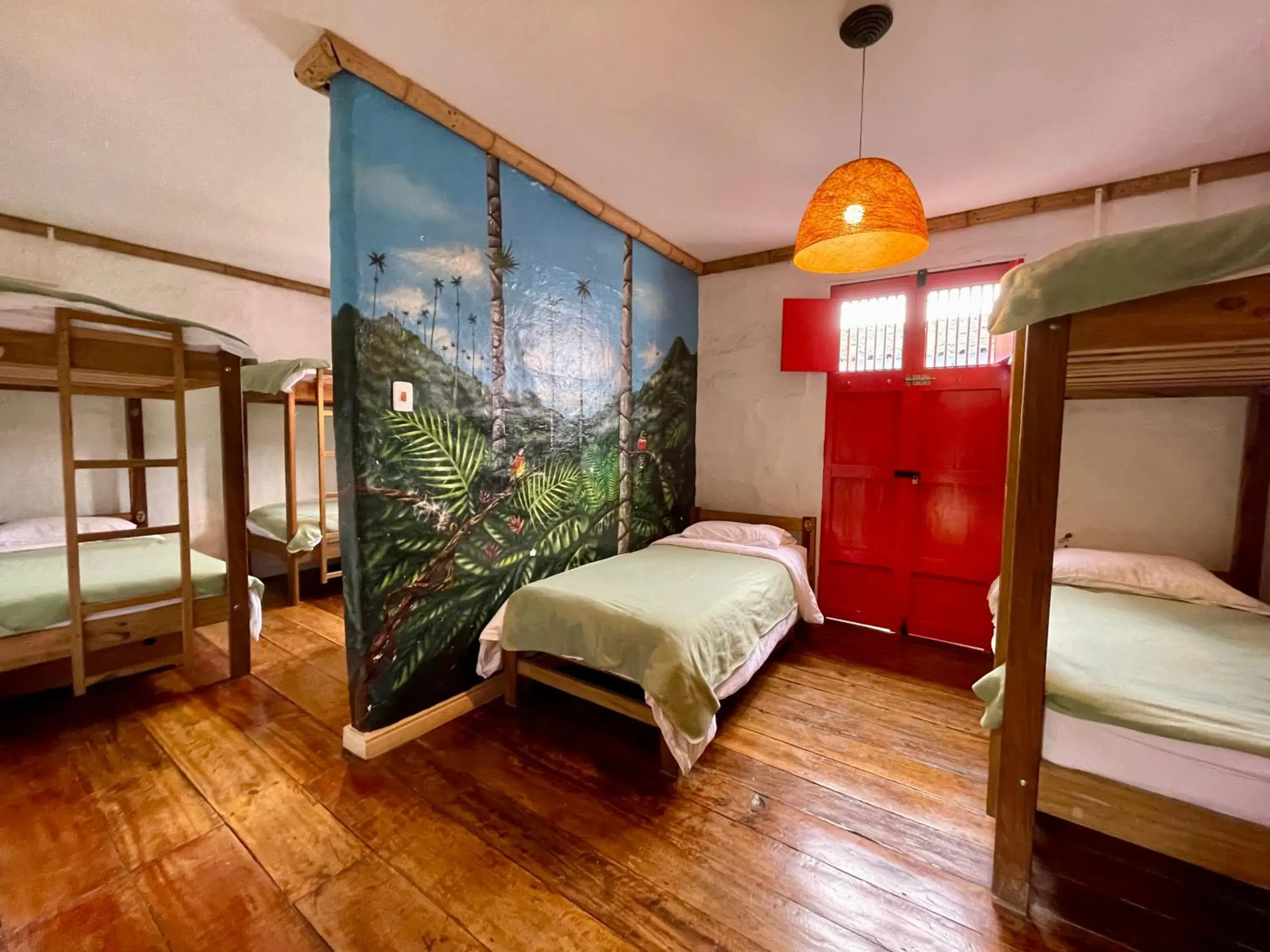 Bed in 8-Bed Mixed Dormitory Room in Hostal Tralala Salento Bed in 8-Bed Mixed Dormitory Room in Hostal Tralala Salento