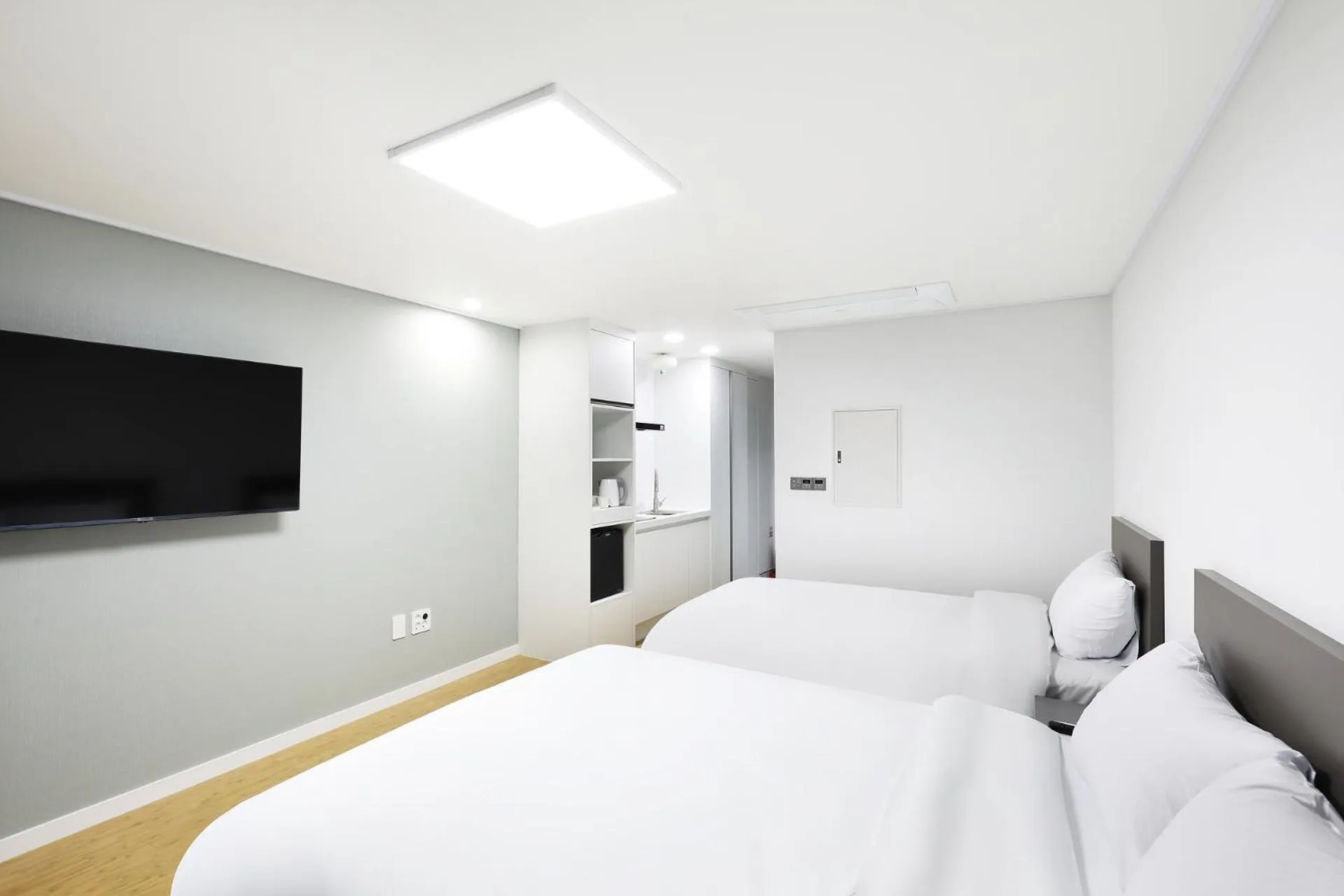 Decorative detail, Bed in Mokpo Ocean Hotel