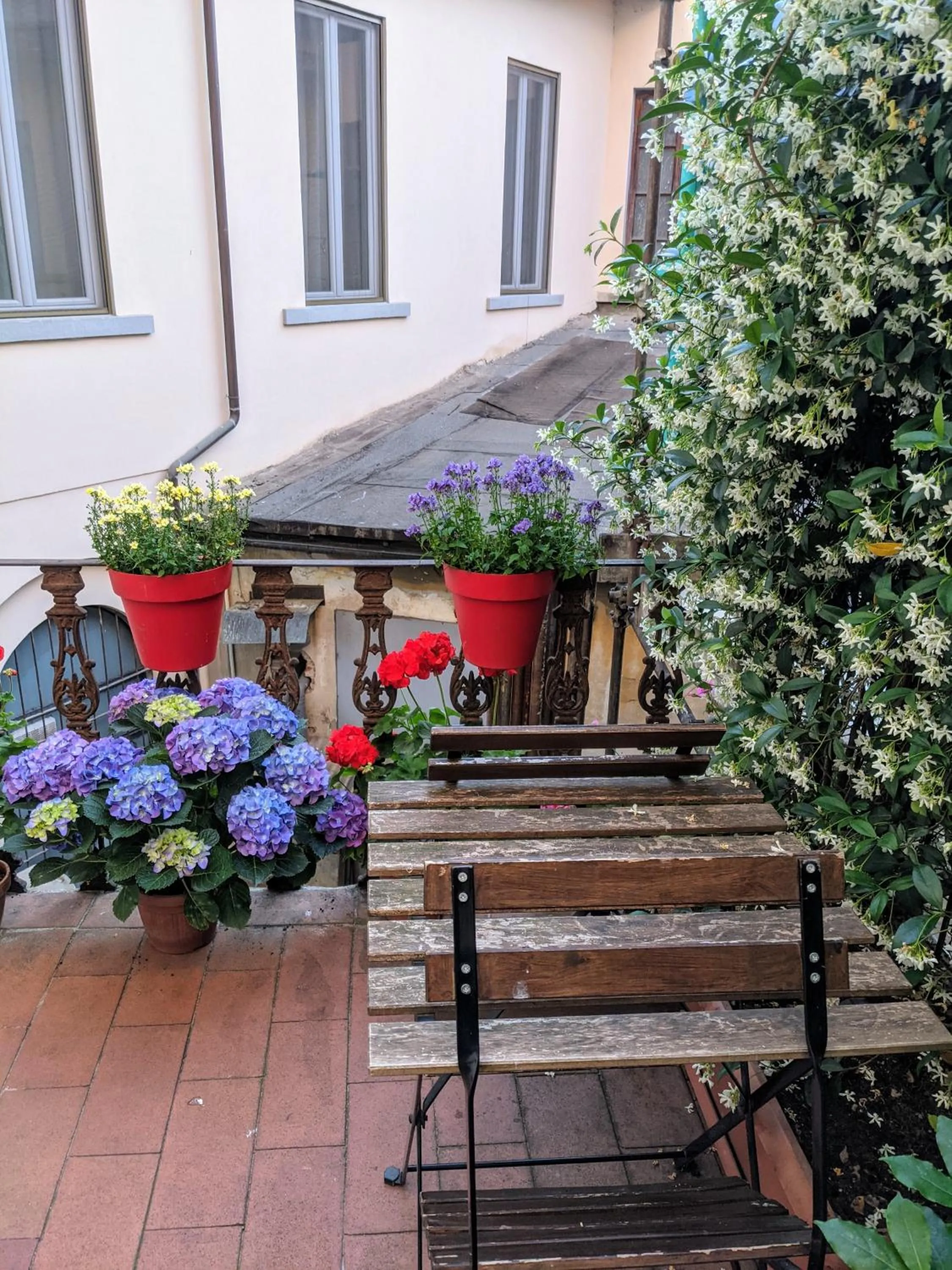 Balcony/Terrace in Emerald Palace