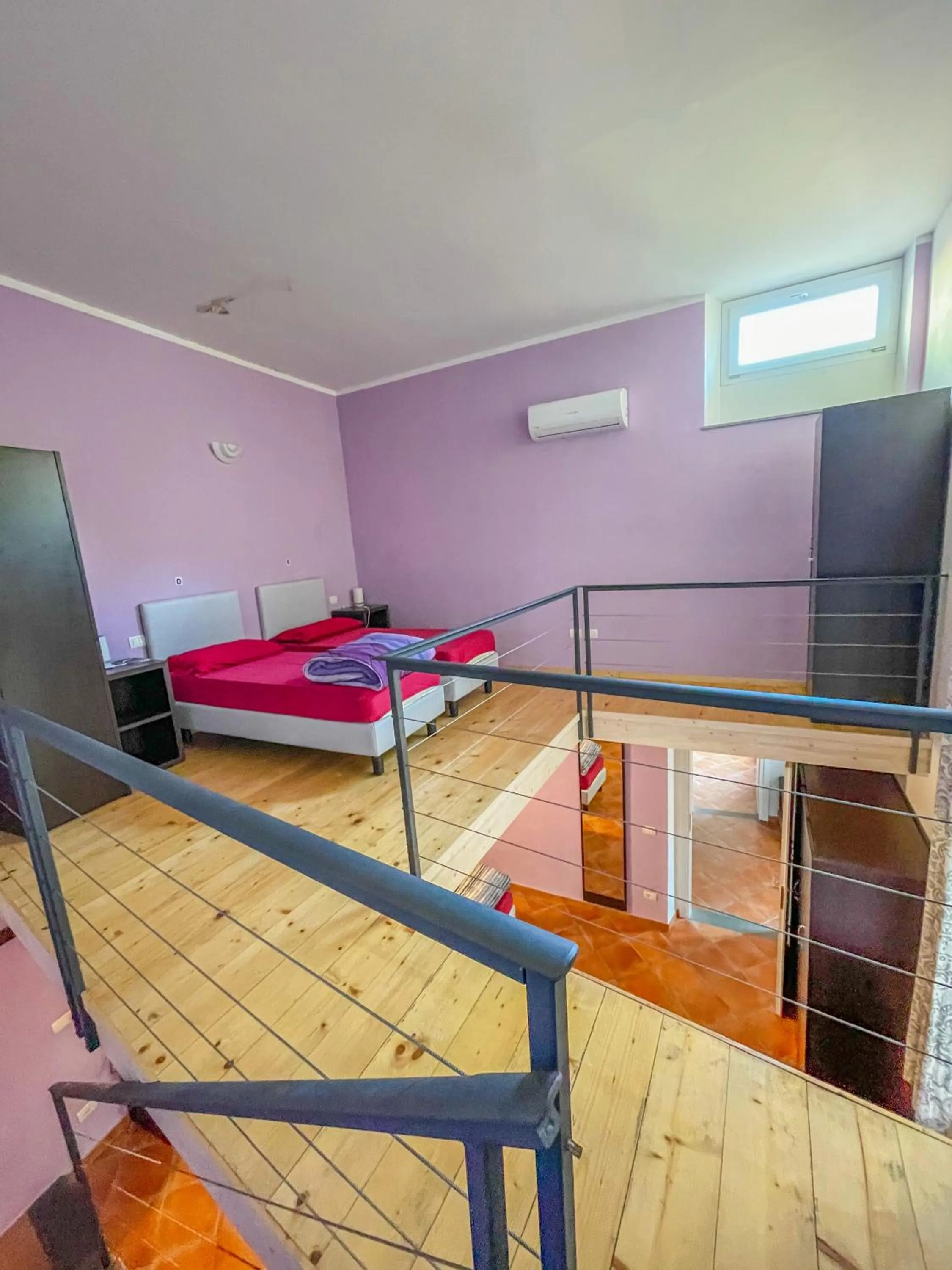 Bed in Emerald Palace