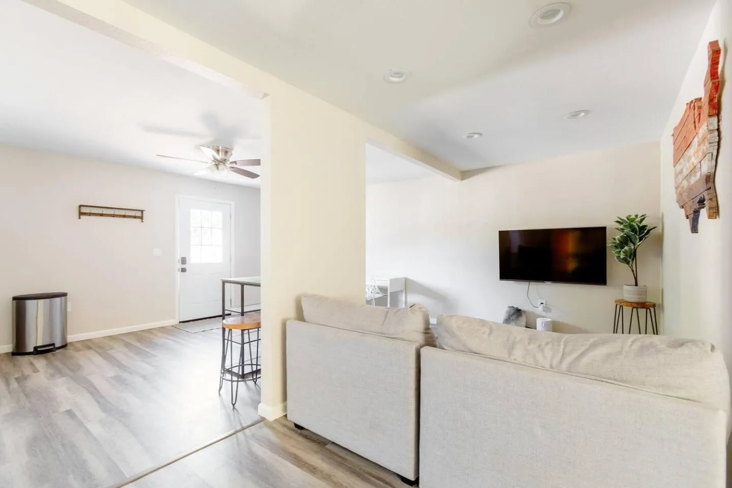 Beautiful spacious guest home