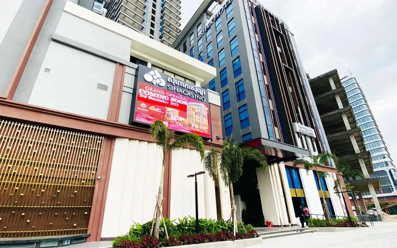 Property building in SIHA Hotel & Casino Property building in SIHA Hotel & Casino