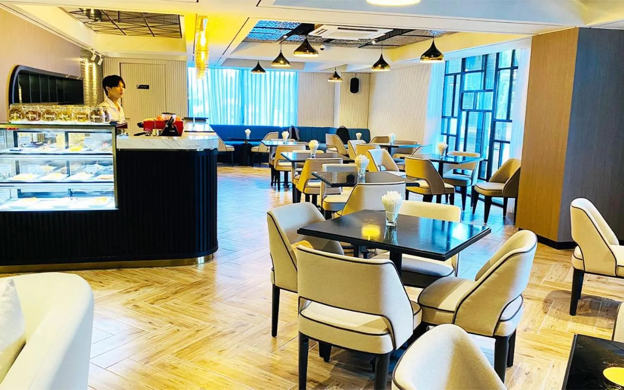 Restaurant/places to eat in SIHA Hotel & Casino