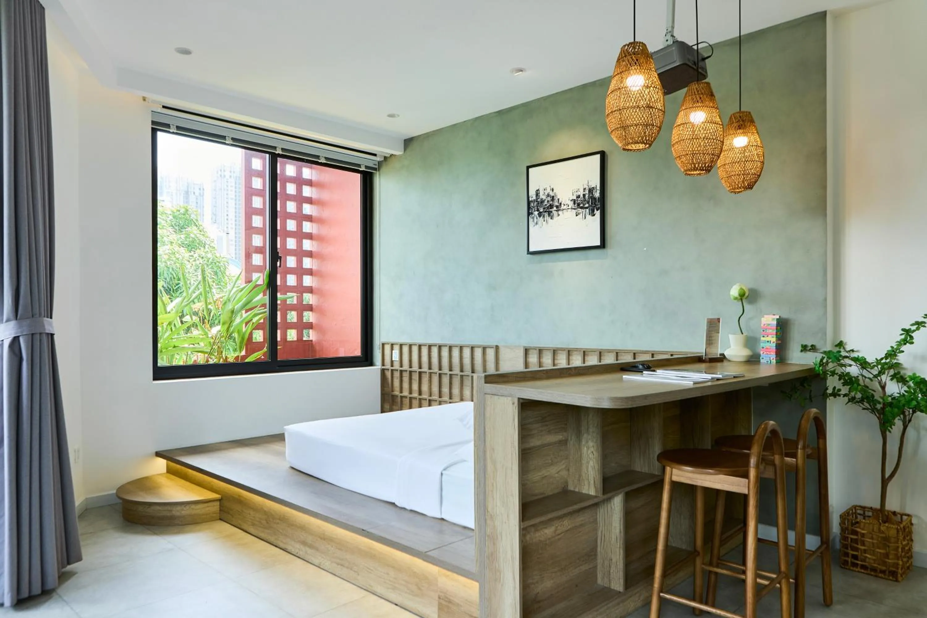 Bedroom, Bed in Kin Wander Tân Phong, The Moonage