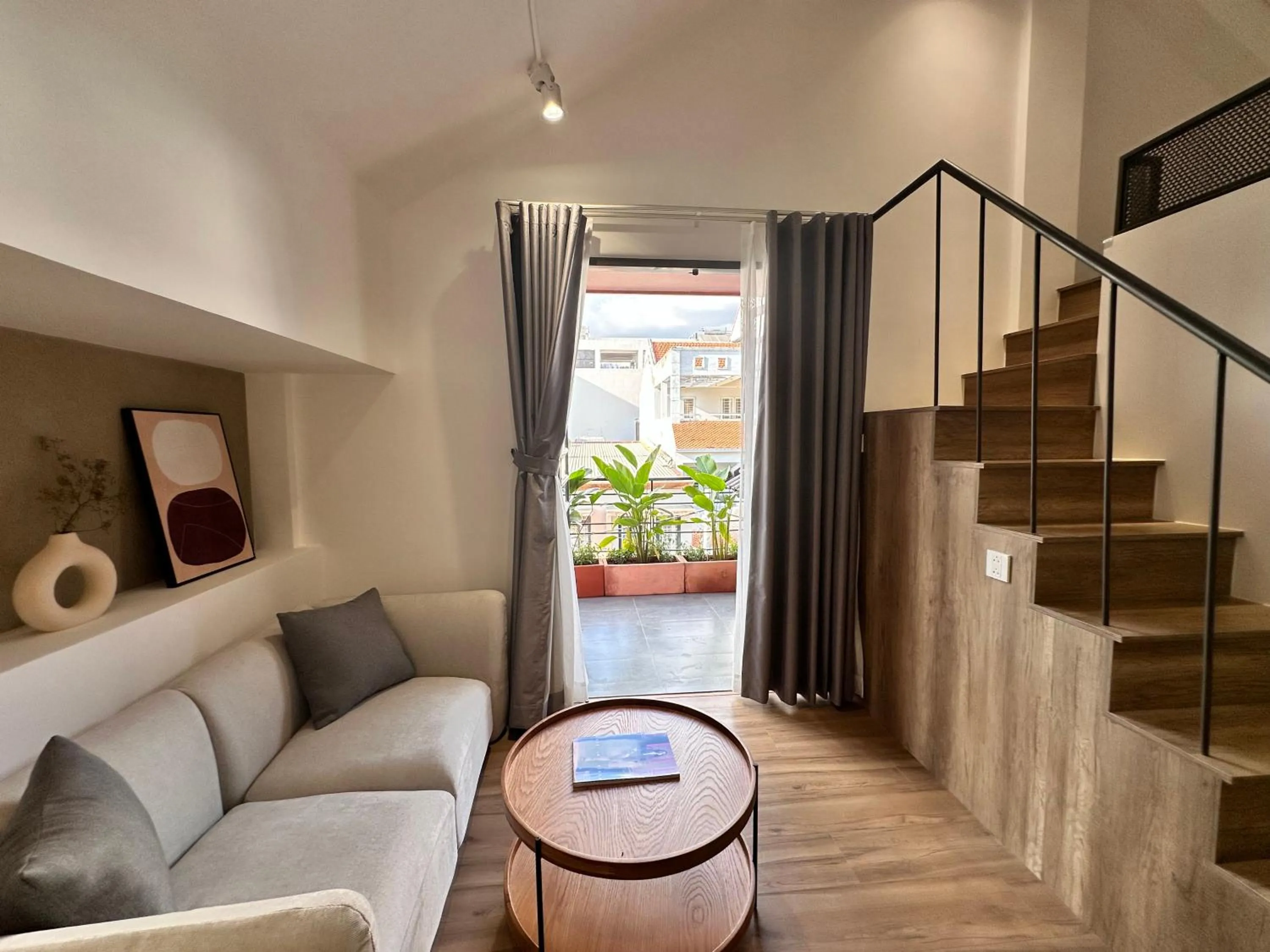 Balcony/Terrace in Kin Wander Tân Phong, The Moonage