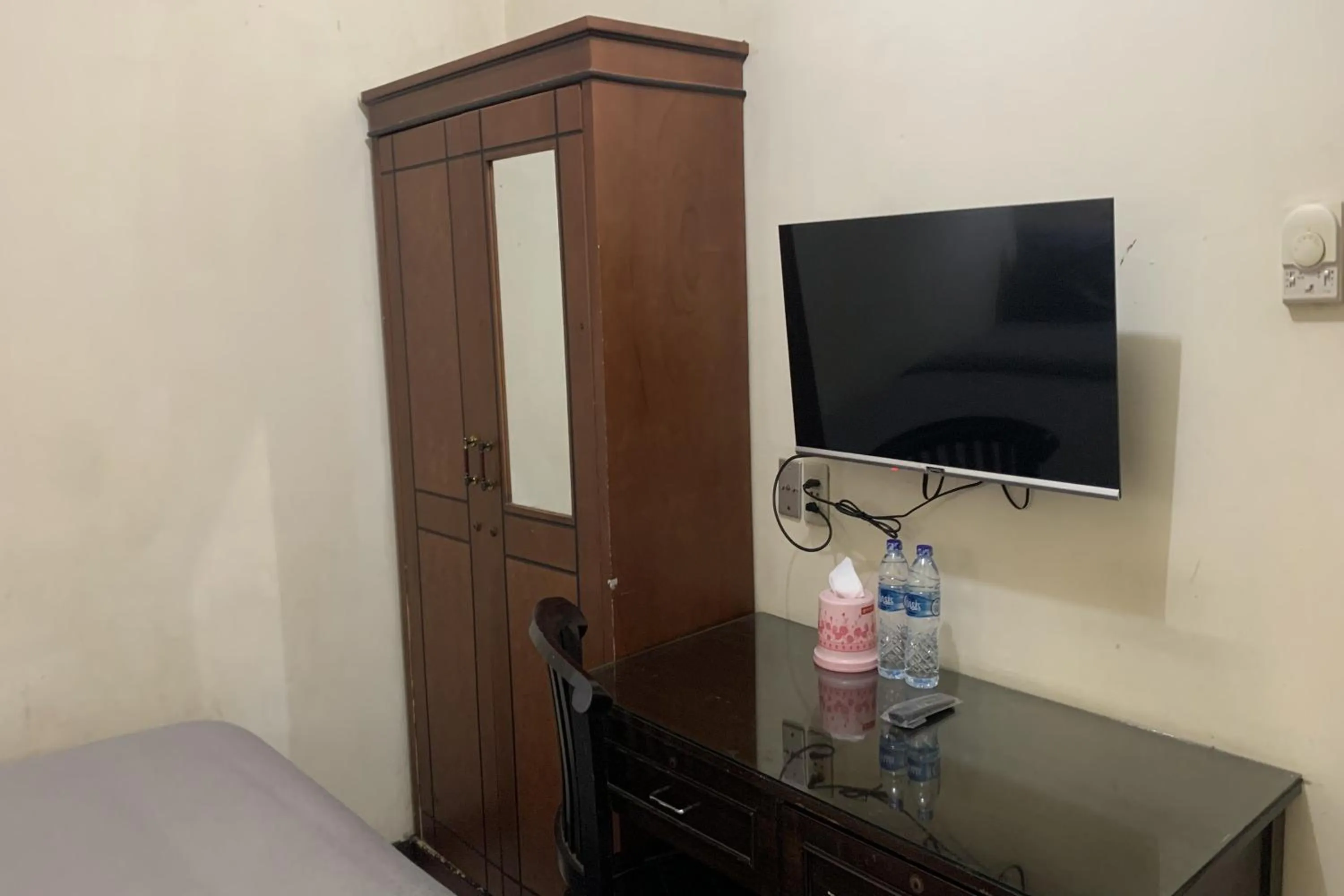 TV and multimedia in Ketapang Residence Powered Nature