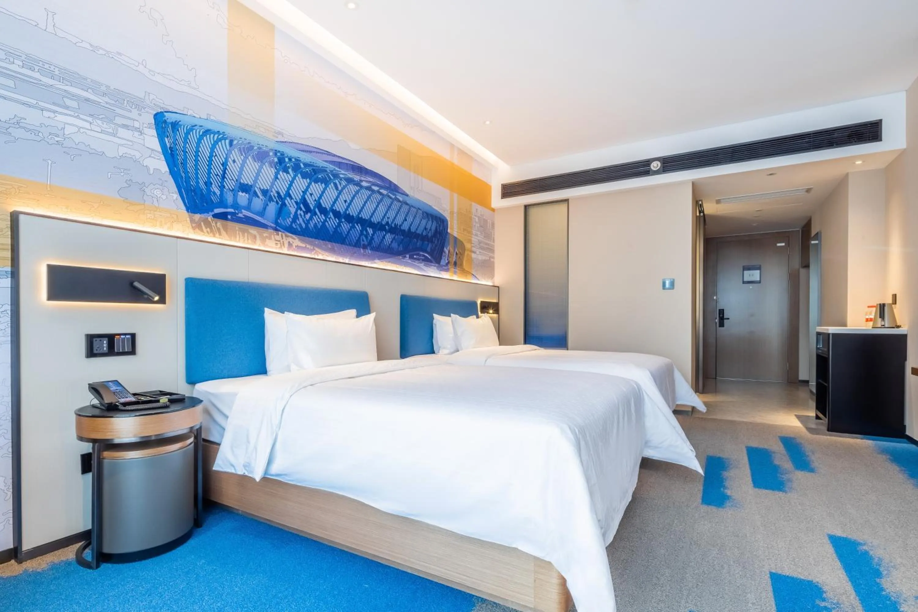 Bed in Hampton by Hilton Wuhan High-Speed Railway Station